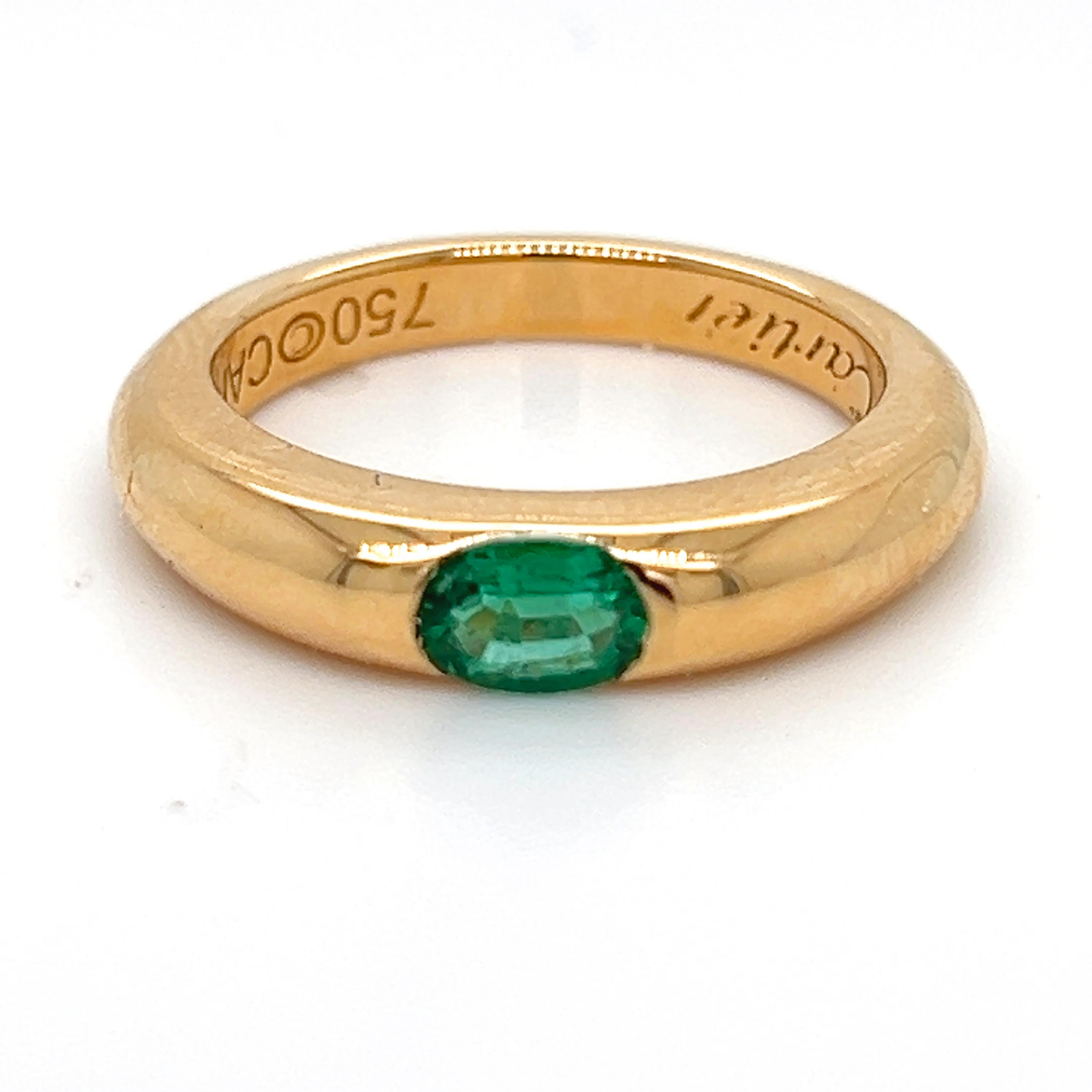 Cartier Original 1992 Oval Emerald 18 Karat Yellow Gold Ellipse Ring For Sale 1