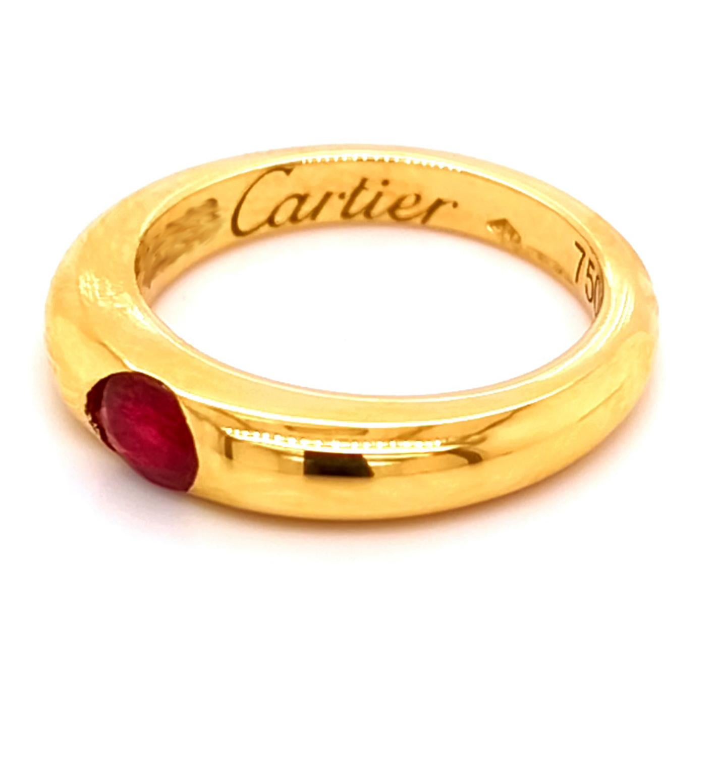Cartier Original 1992 Anillo Elipse de Rubí Ovalado de Oro Amarillo de 18 Kilates en Excelente Estado en Valenza, IT