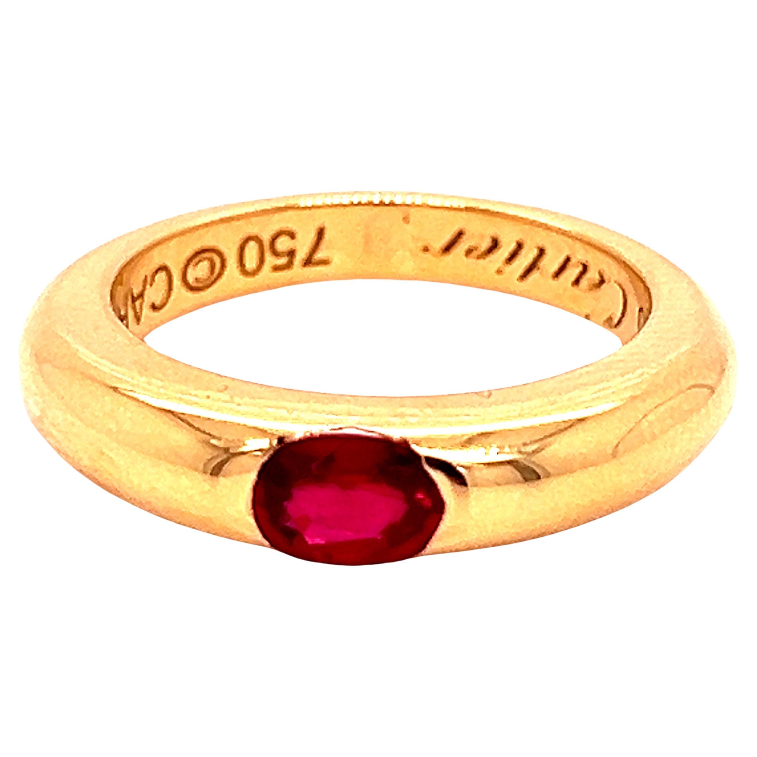 Cartier Original 1992 Oval Ruby 18 Karat Yellow Gold Ellipse Ring For Sale