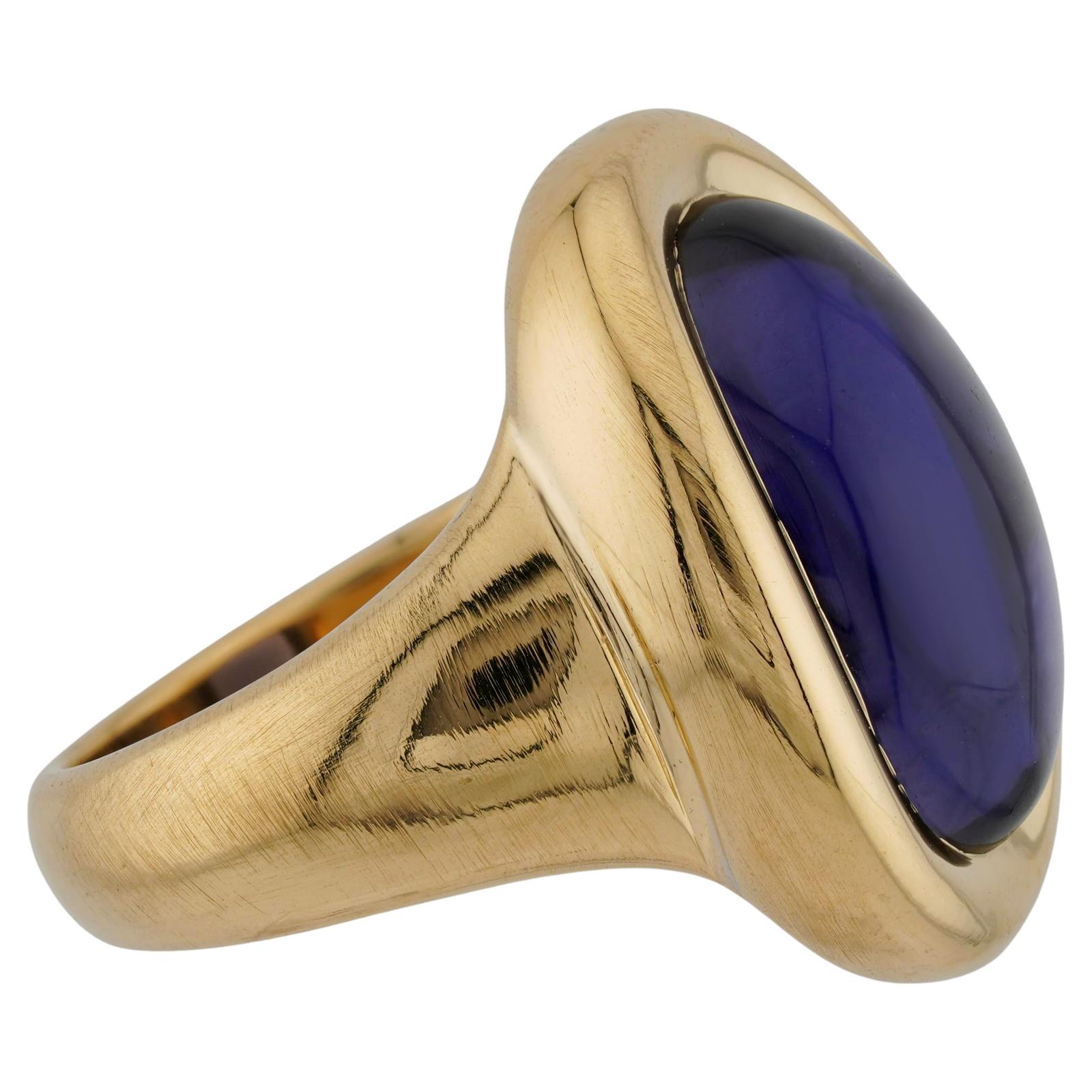 CARTIER Oval Iolite 18k Yellow Gold Cocktail Ring Box  In Excellent Condition For Sale In New York, NY