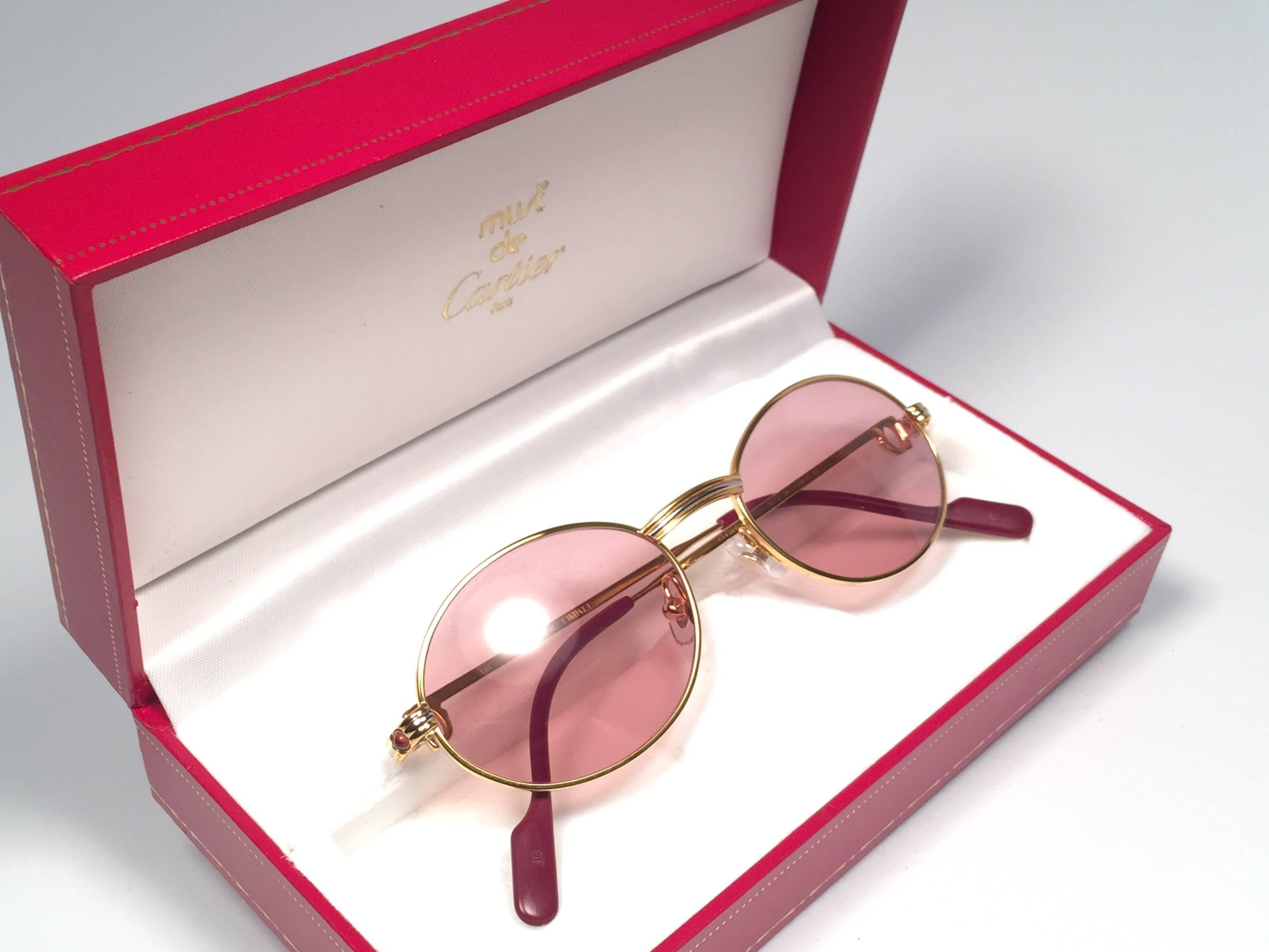 Beige Cartier Oval St Honore Limited Series Ruby 49mm 18k Plated Sunglasses France For Sale