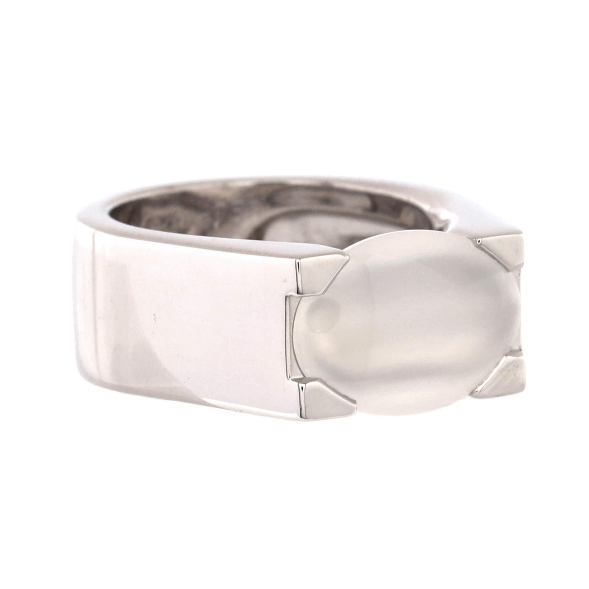 Condition: Very good. Moderate wear throughout with slightly polished hallmarks.
Accessories: No Accessories
Measurements: Size: 6.75 - 54, Width: 9.25 mm
Designer: Cartier
Model: Oval Tank Ring 18K White Gold with Moonstone
Exterior Color: White