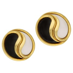 Cartier Pair of 18 Carat Gold and Enamel Yin and Yang Ear Clips, circa 1980