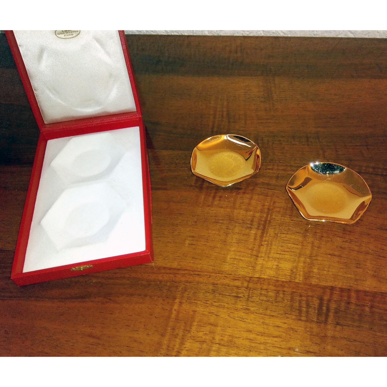 Gilt Metal Pair of Coupes in Original Box, by Cartier In Good Condition In Bochum, NRW