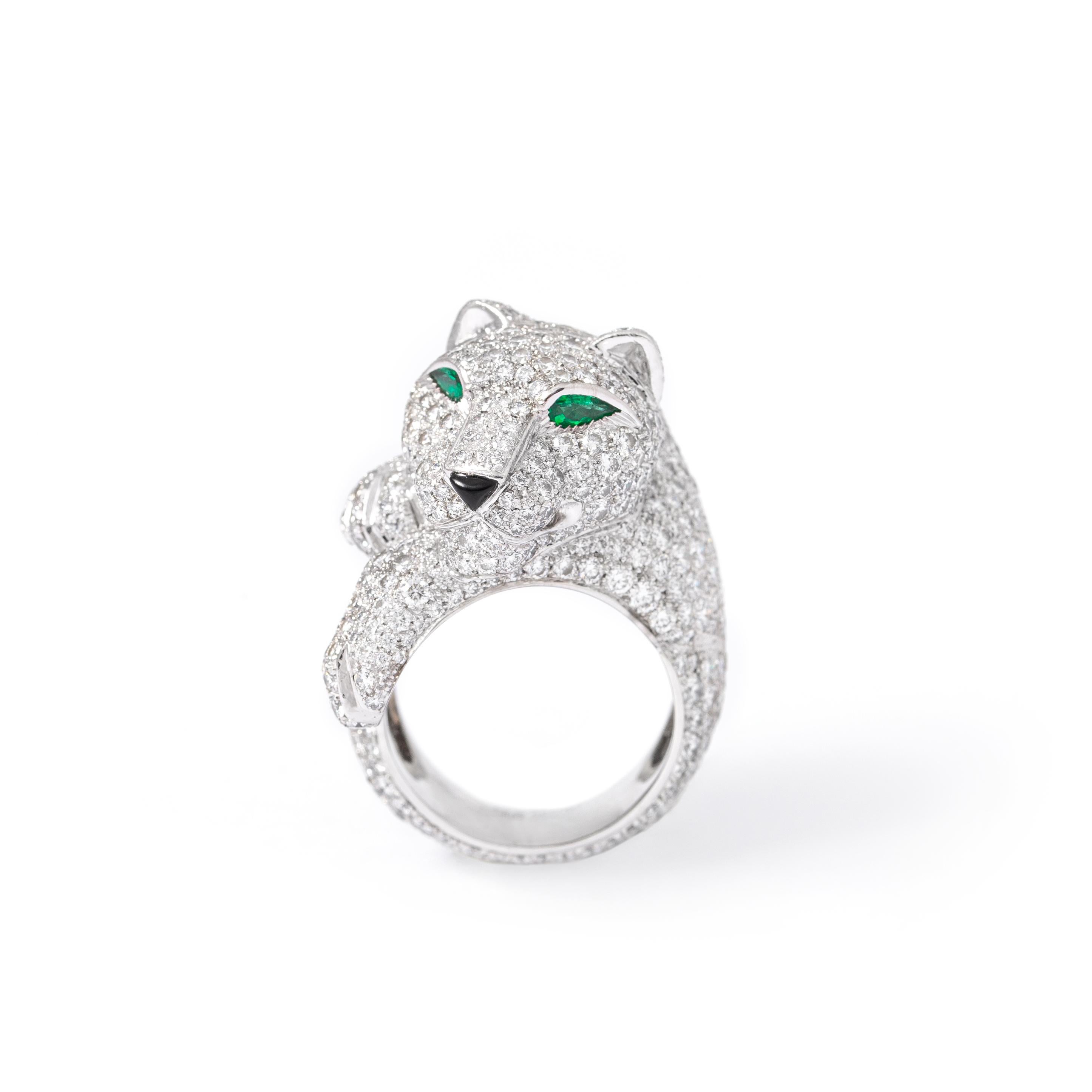 Cartier Panthere Panther Pave Diamond Emerald White Gold Ring In Excellent Condition In Geneva, CH