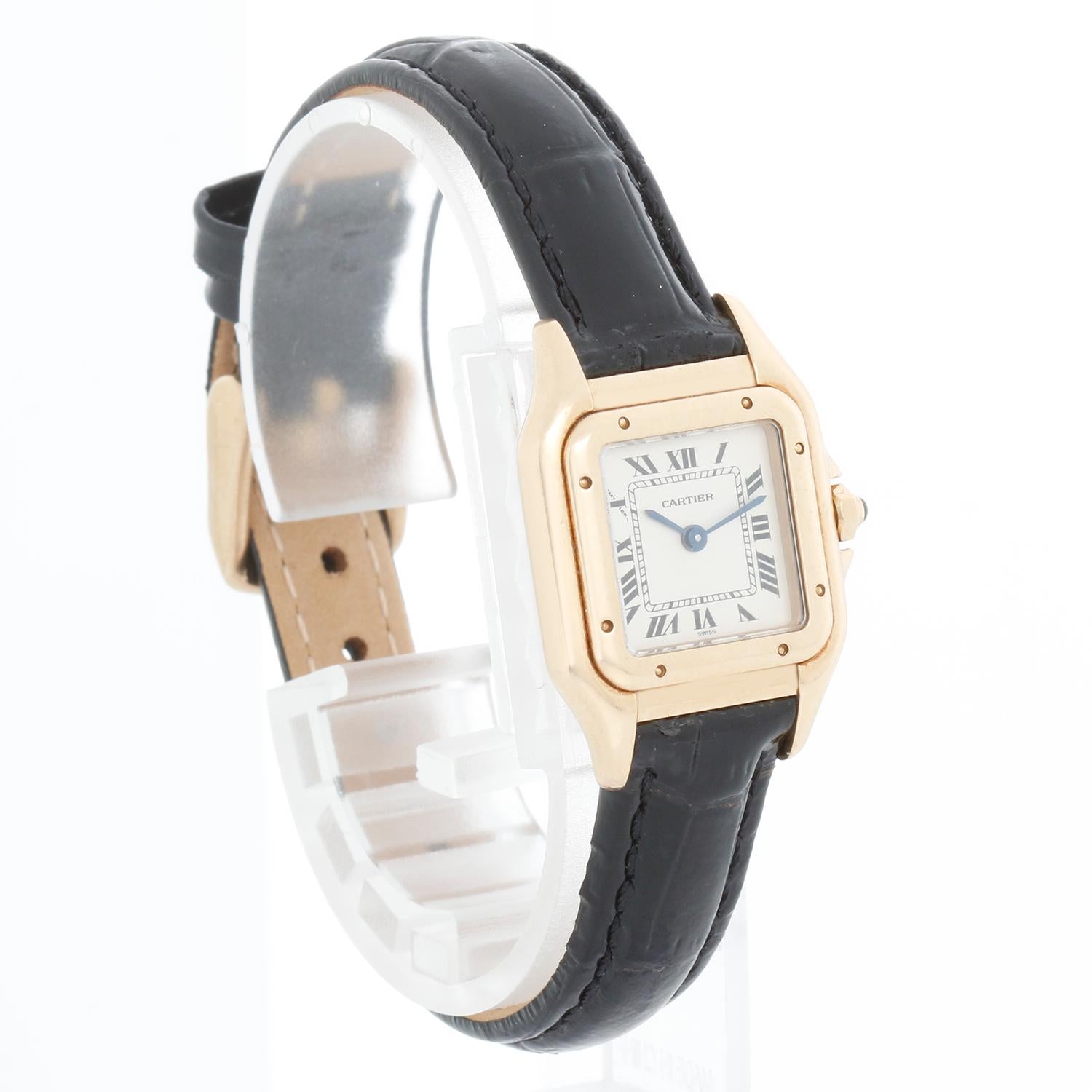 Cartier Panther Ladies 18k Yellow Gold Watch W25022B9 1070 In Excellent Condition For Sale In Dallas, TX