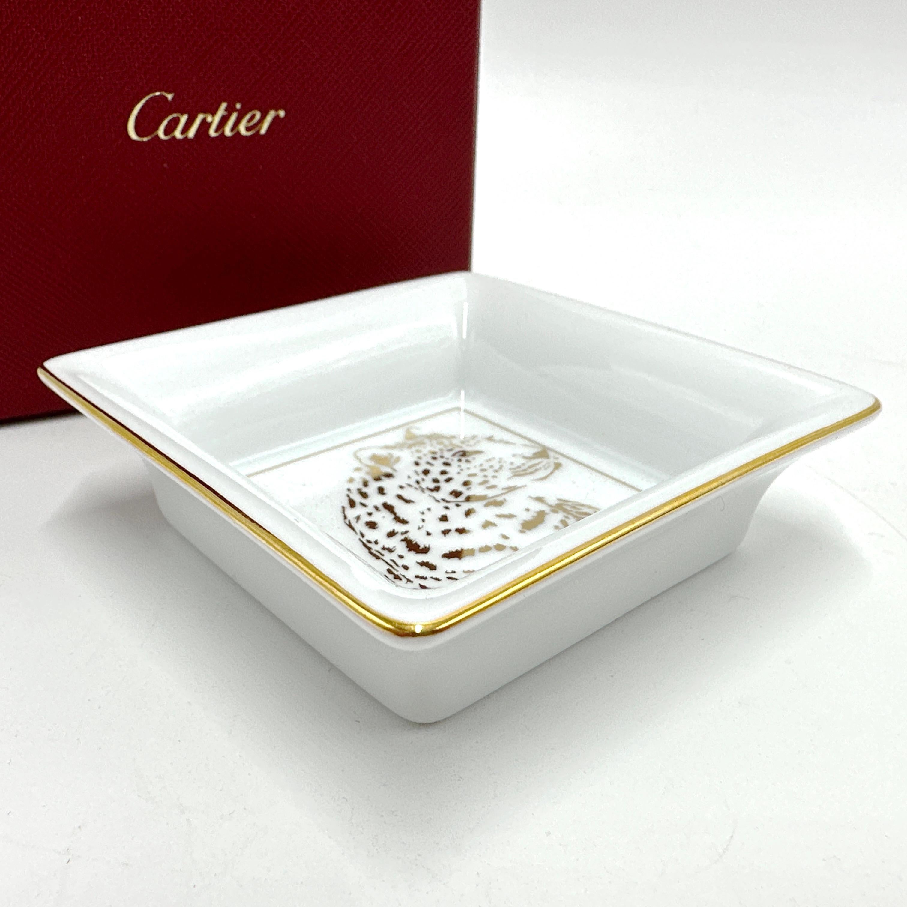 CARTIER Panther Motif Porcelain Trinket Tray In Excellent Condition In Victoria, BC