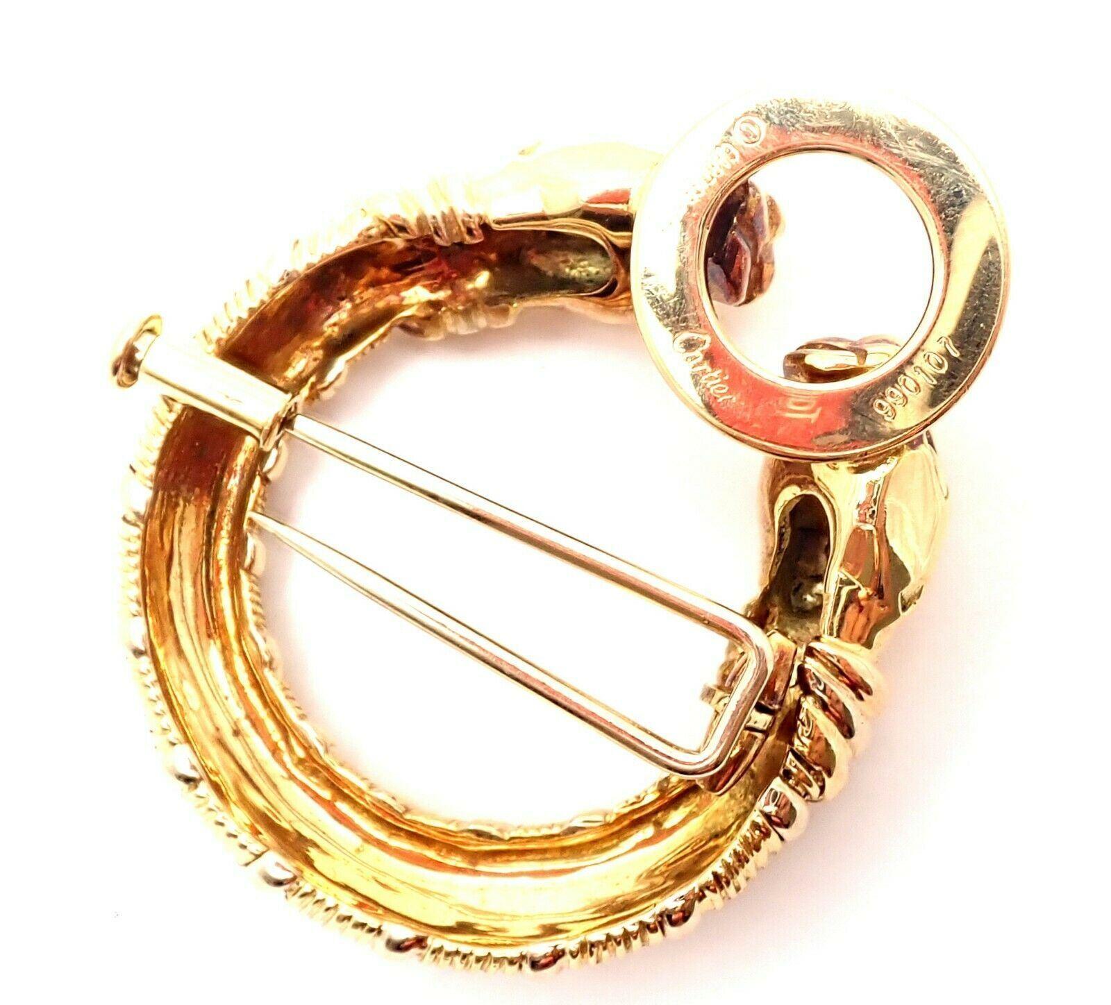 Cartier Panther Panthere Tri-Colored Gold Pin Brooch For Sale 1