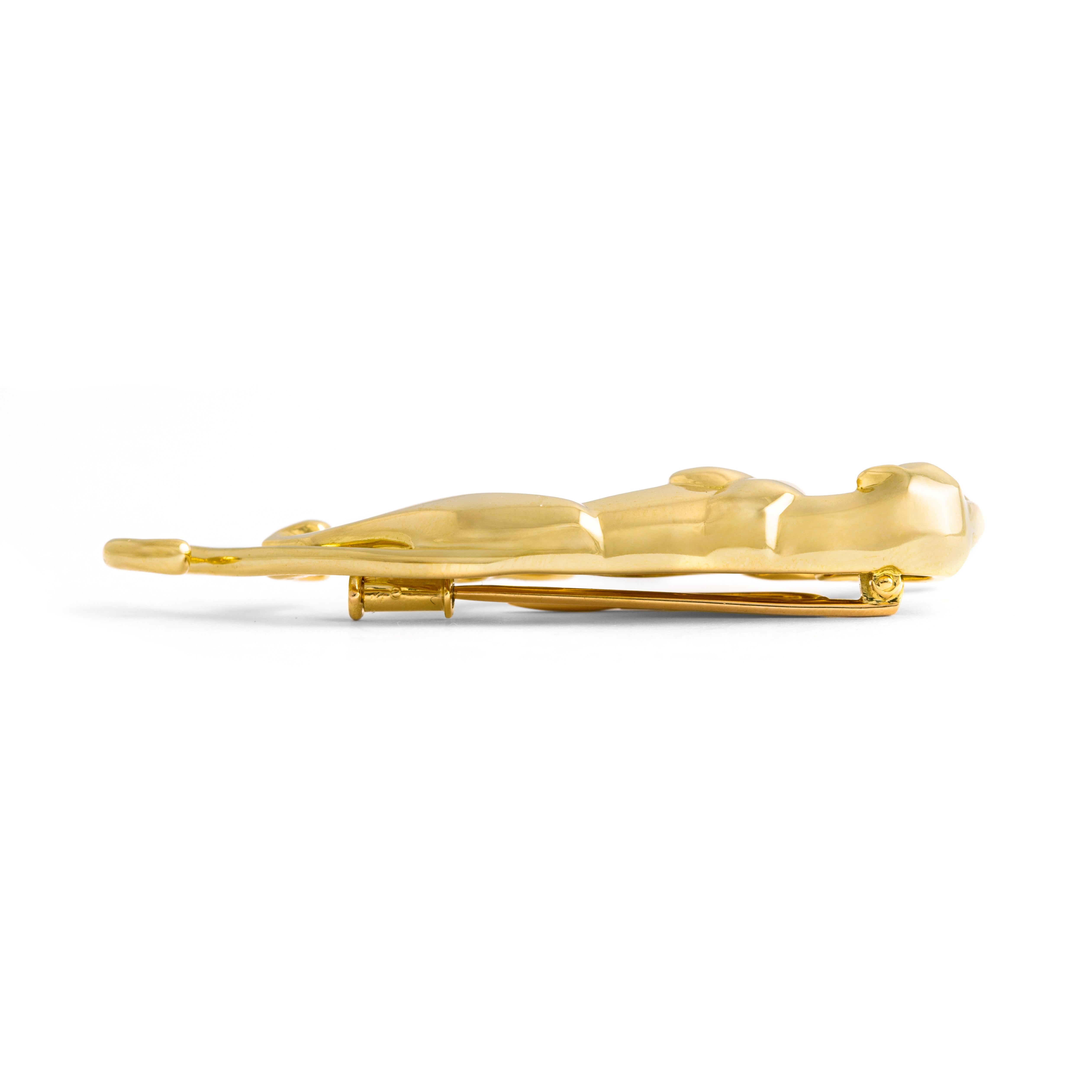 Women's or Men's Cartier Panther Yellow Gold Brooch For Sale