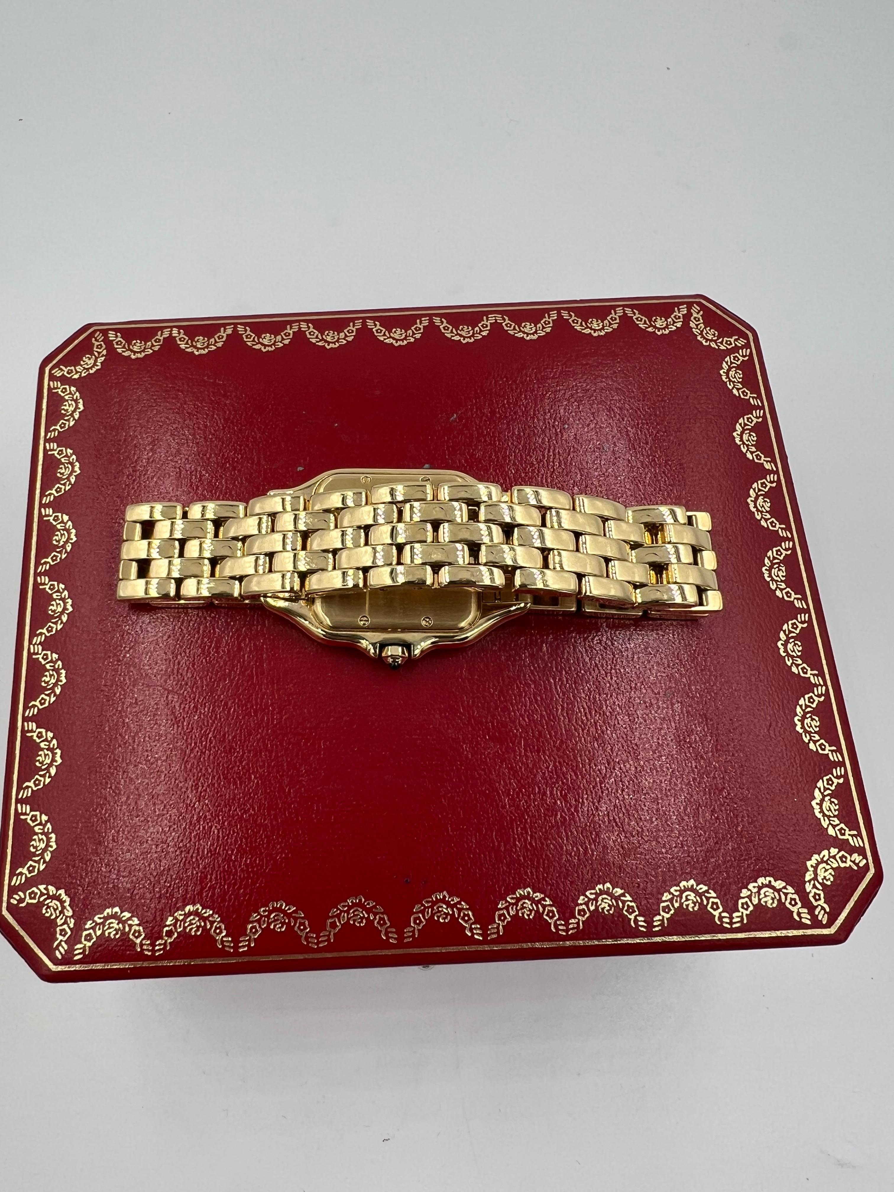 Cartier Panther Yellow Gold Quartz Wristwatch With Date In Good Condition In Los Angeles, CA
