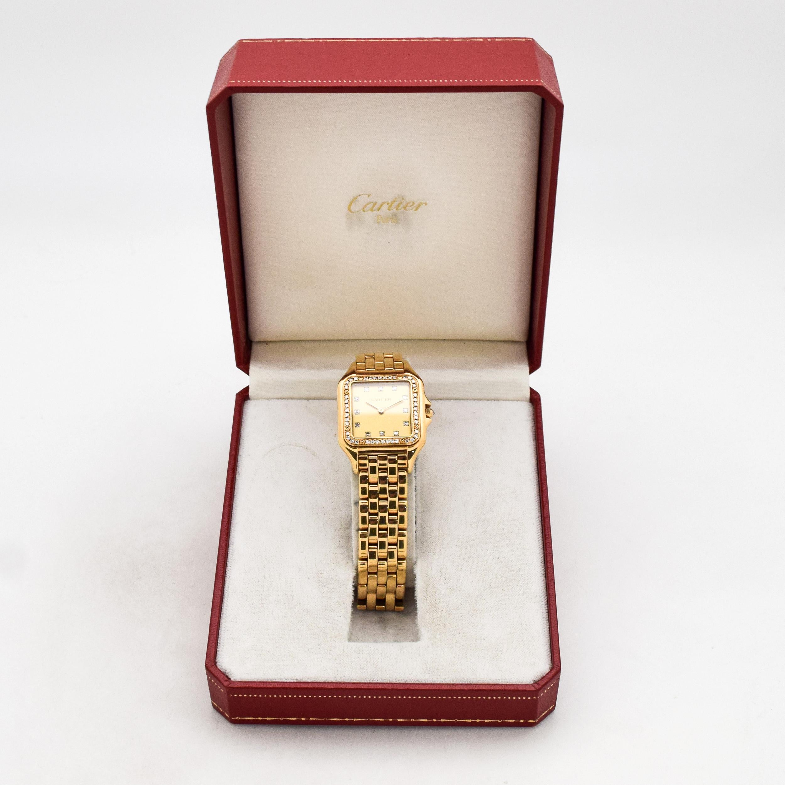 Cartier Panthere 18 Karat Gold and Diamonds Men's Sized Wristwatch, circa 1990s For Sale 4