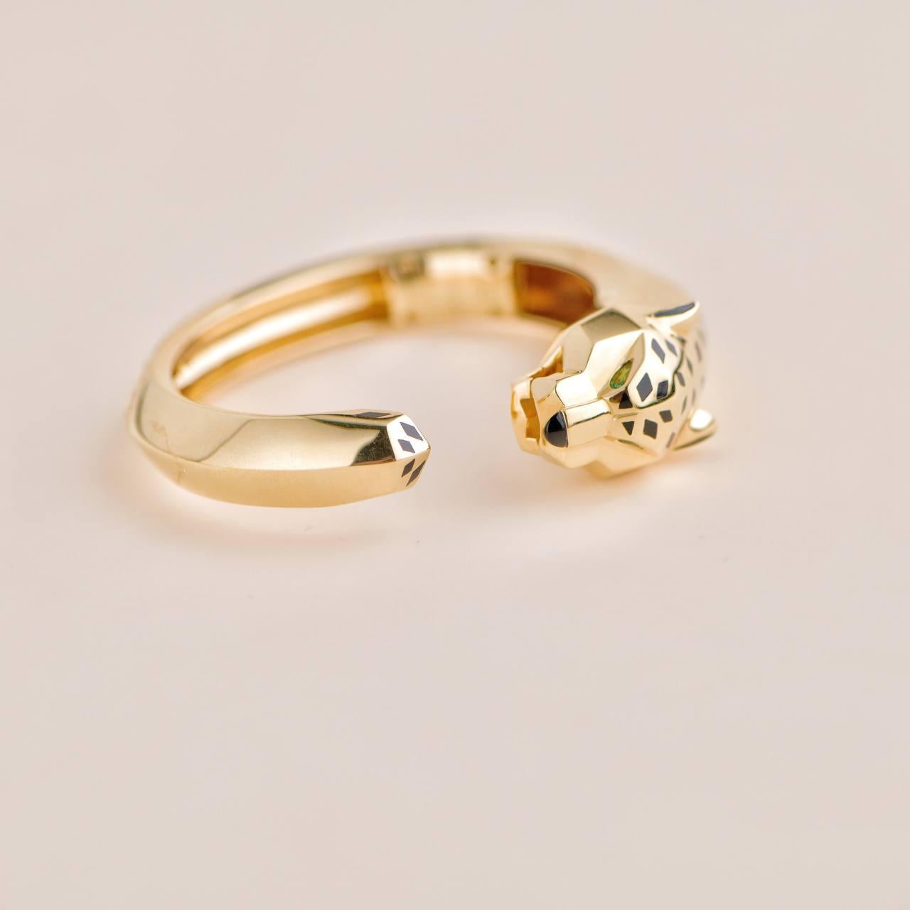 Cartier Panthère 18k Yellow Gold Tsavorite And Onyx Bracelet Size 16 In Excellent Condition In Banbury, GB