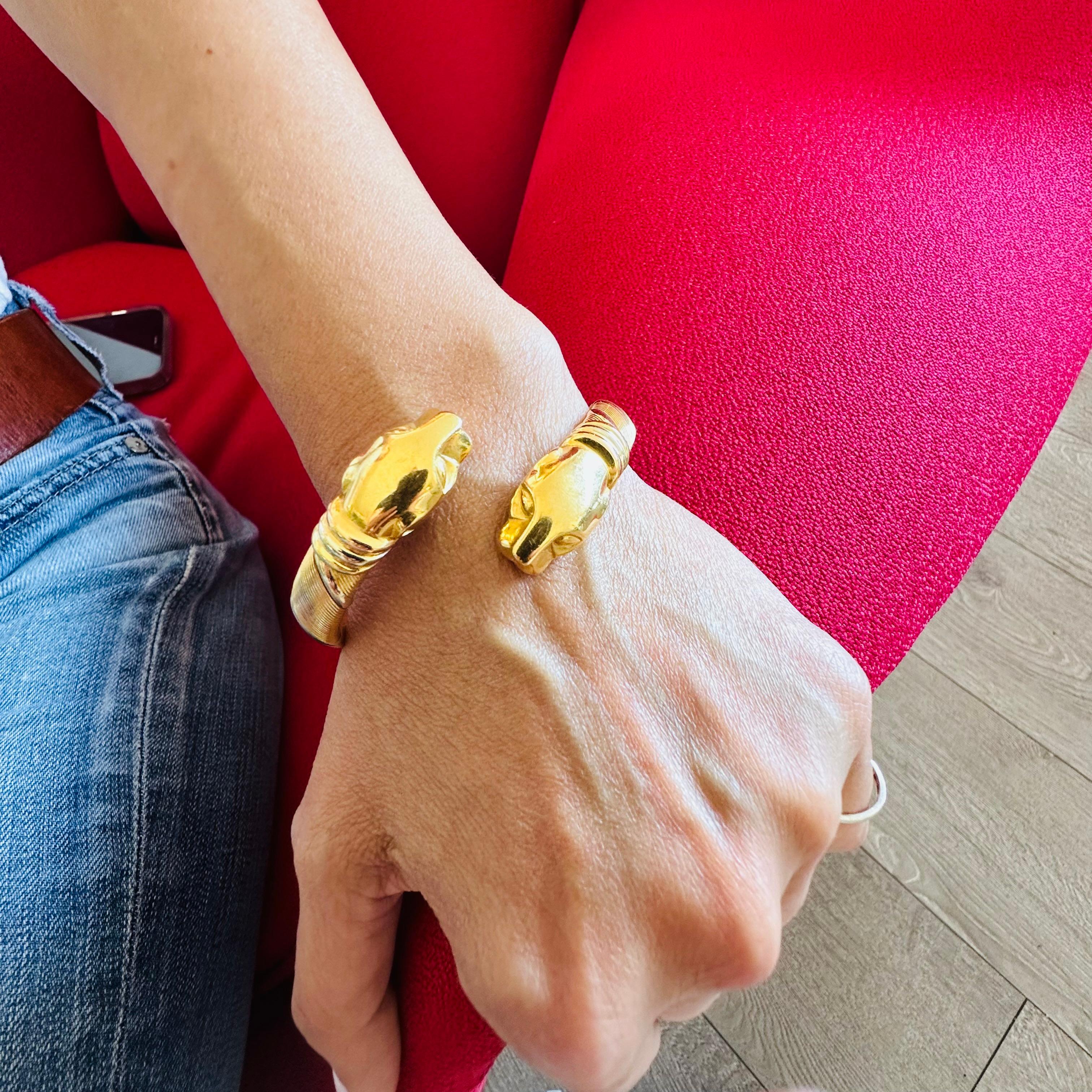 Cartier Panthere-Armreif aus 18 Karat Gelbgold im Zustand „Gut“ in Beverly Hills, CA