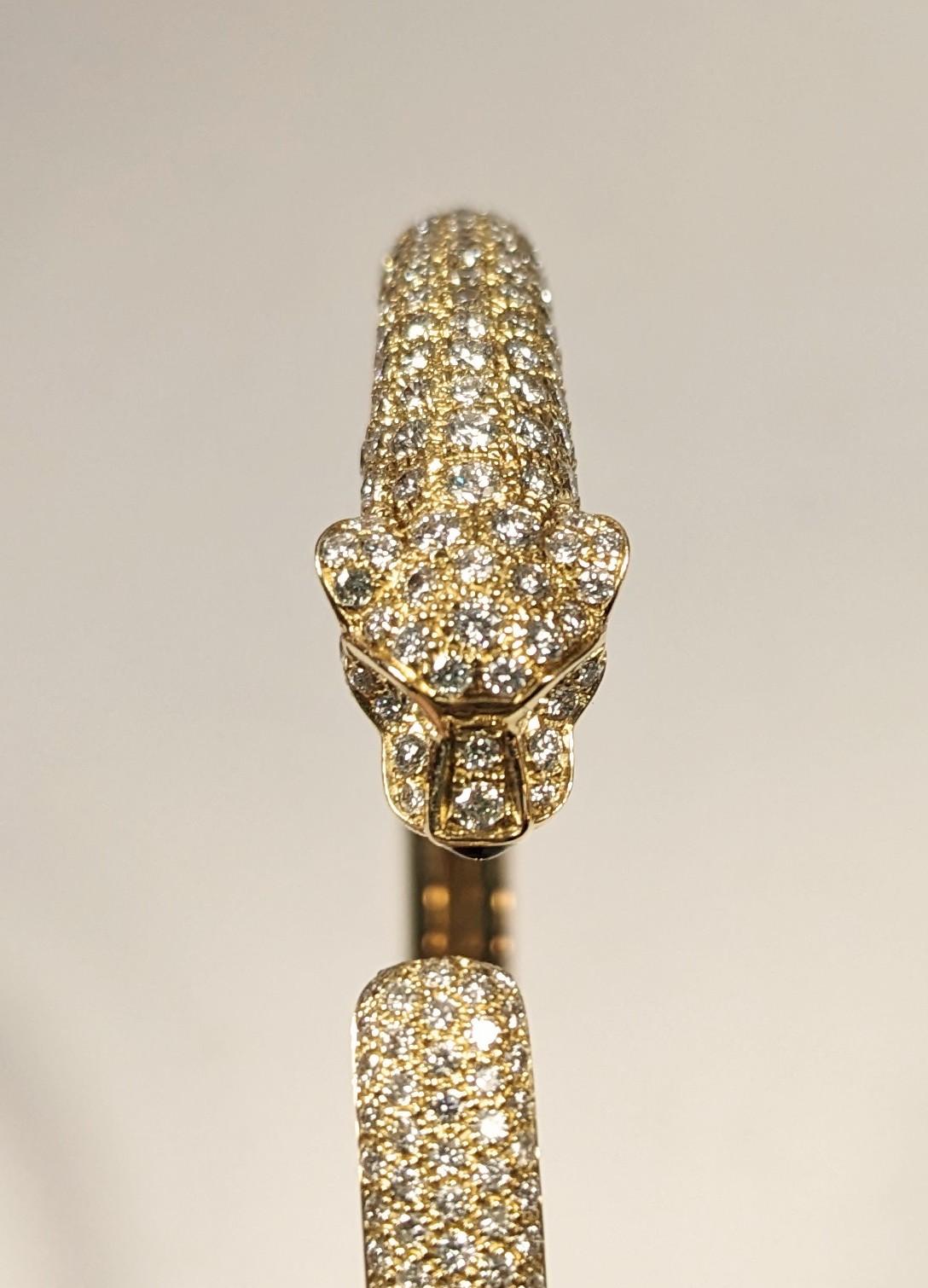 Cartier Bracelet panthère en 18 carats  Or, émeraude, onyx et diamants en vente 4
