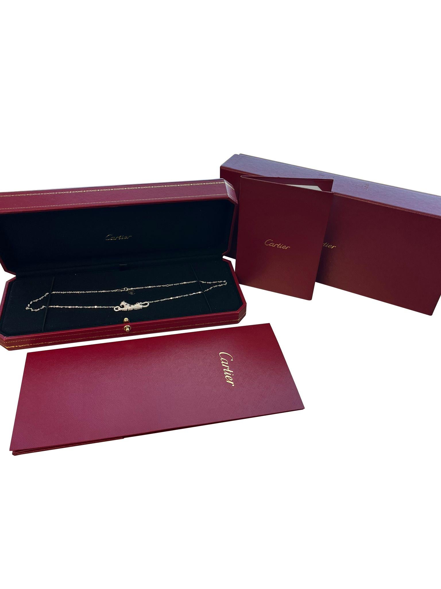 Taglio rotondo Cartier Panthere De Cartier Collana con smeraldi 0,73 carati e diamanti 18 carati in oro bianco in vendita