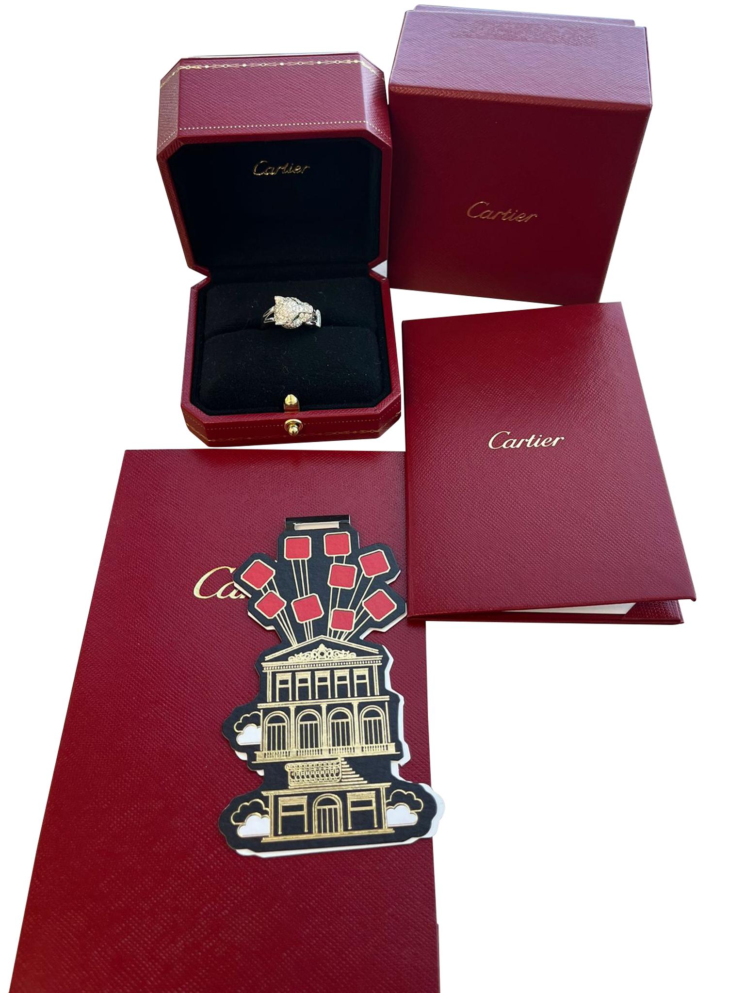 Cartier Panthère De Cartier Smaragde Onyx 0,75ct Pave Diamant Ring Weißgold (Rundschliff) im Angebot
