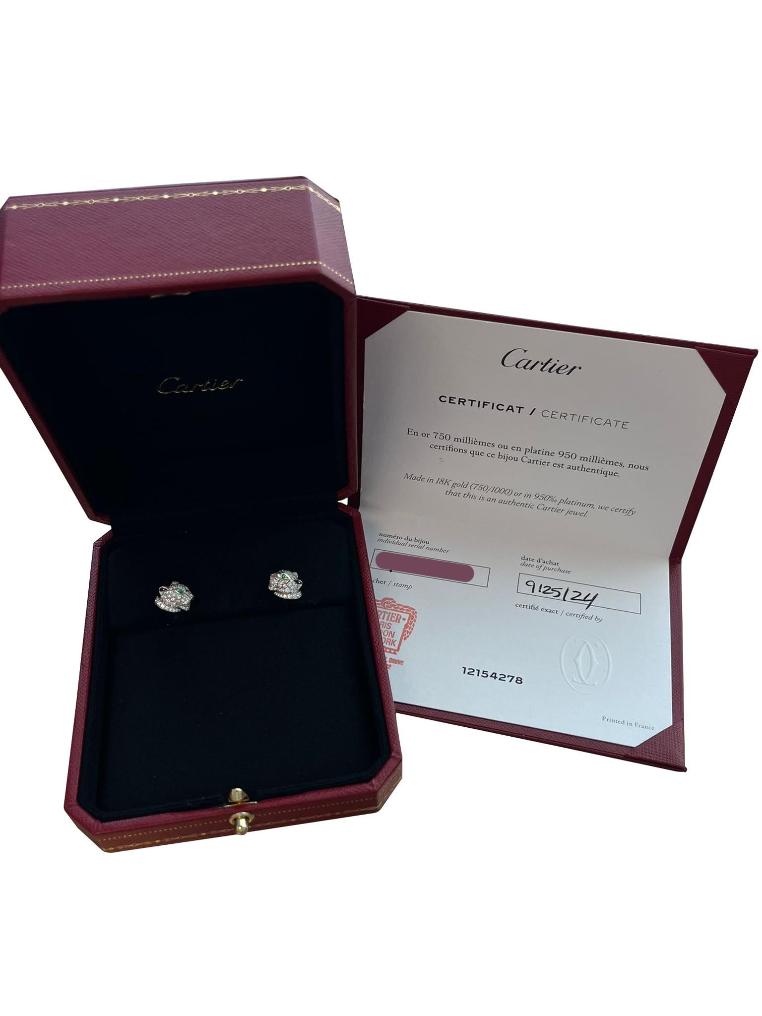 Cartier Panthere de Cartier Emeralds Onyx 0.77ct Diamond Earrings White Gold In Good Condition For Sale In Aventura, FL
