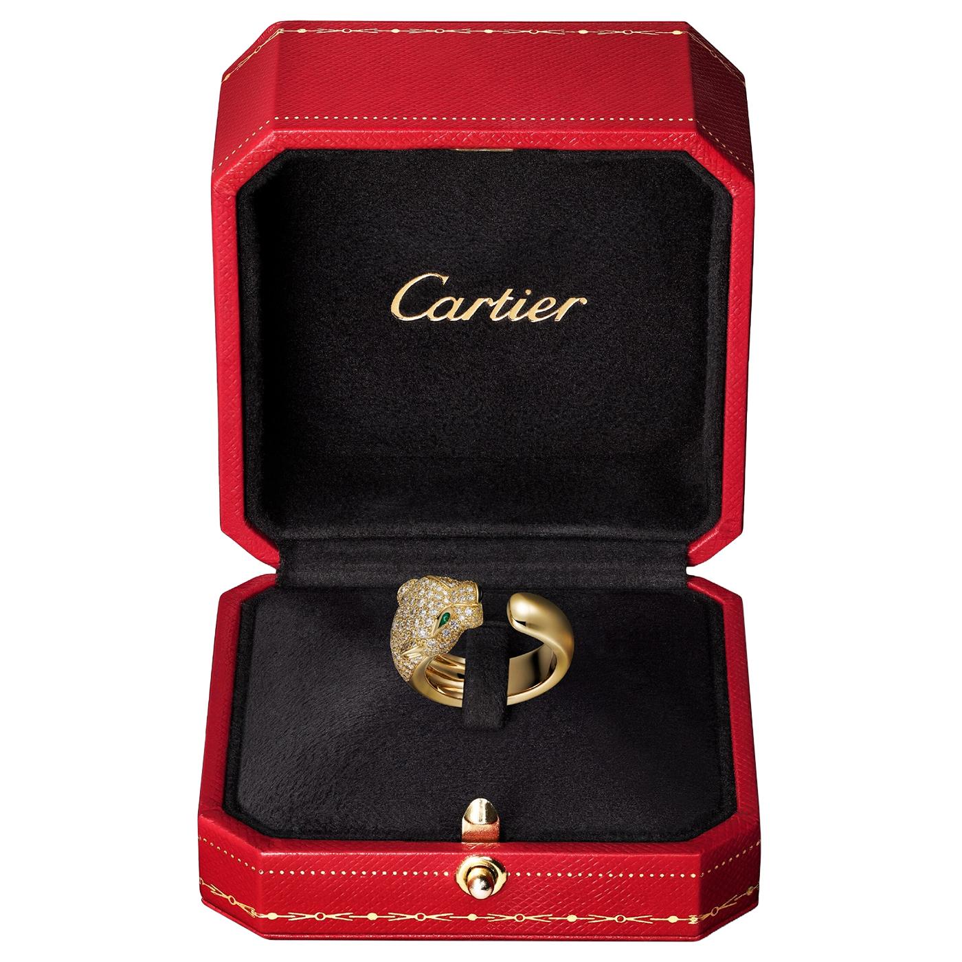 Cartier Panthère De Cartier Emeralds Onyx 1.15ct Diamonds Ring 18k Yellow Gold In Excellent Condition For Sale In Aventura, FL