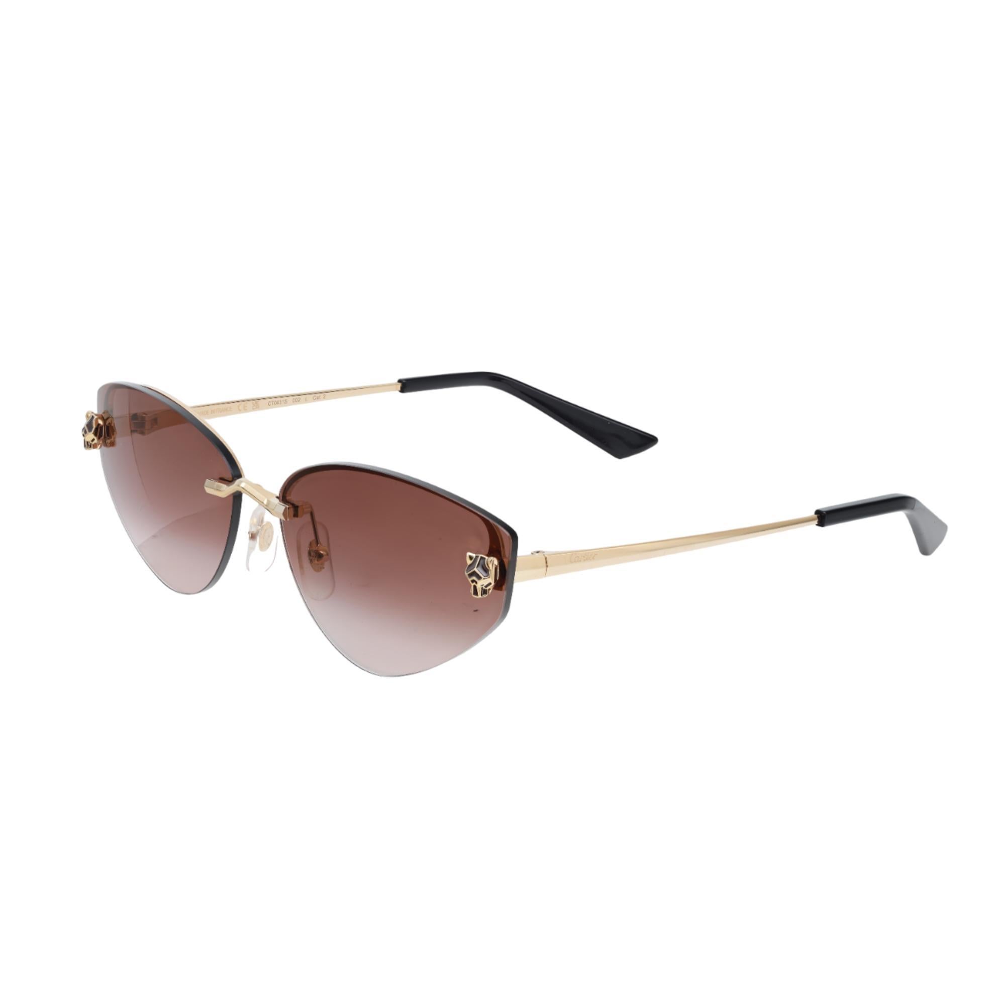These breathtaking Cartier Panthere De Cartier sunglasses are the epitome of sheer elegance. These sunglasses are crafted in a rimless metal frame with a smooth golden finish for the style-savvy people of today. Showcasing UV-protected plastic cat