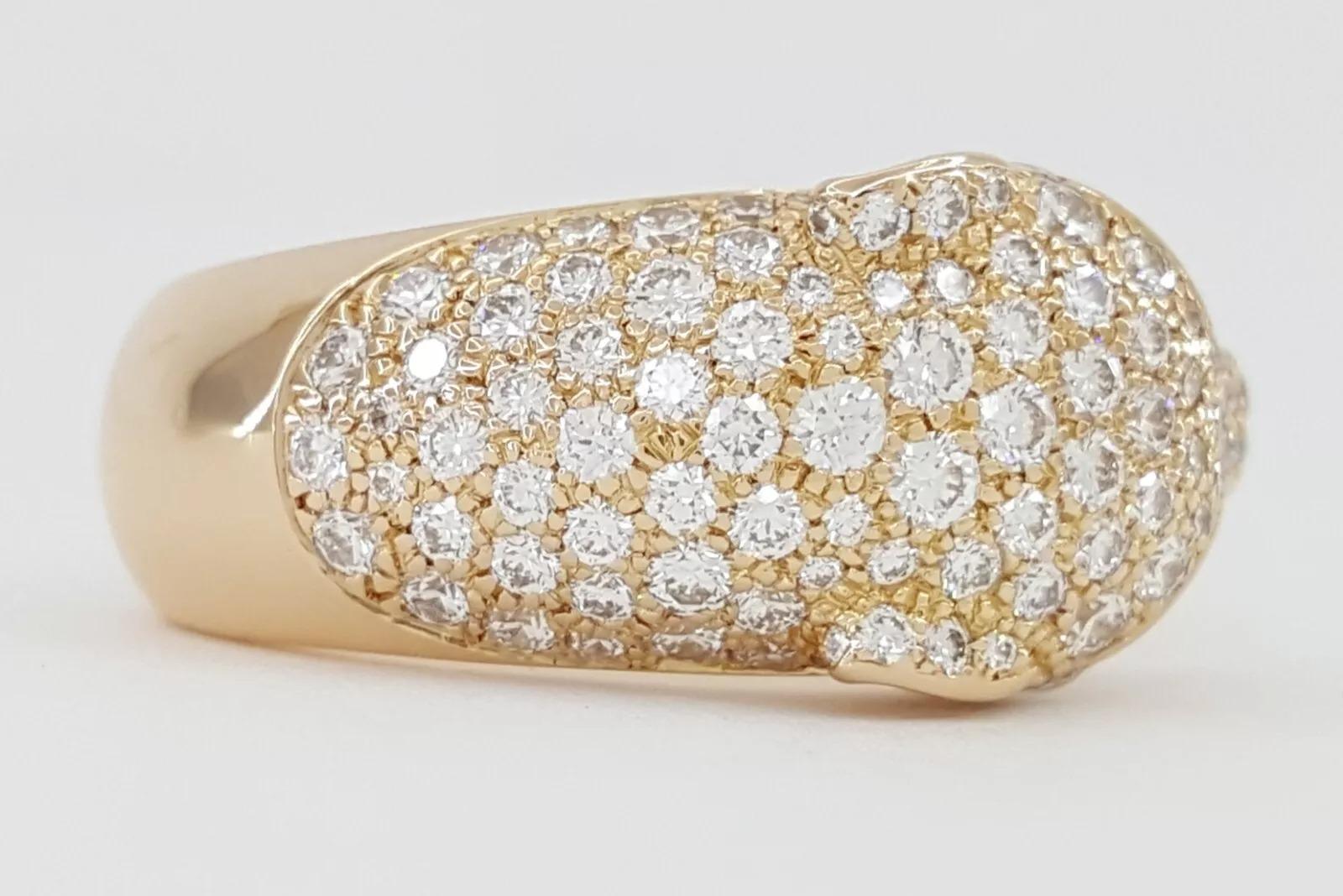 Contemporaneo Anello Cartier Panthère de Cartier in oro rosa 18 carati  Anello con diamanti e smeraldi in vendita