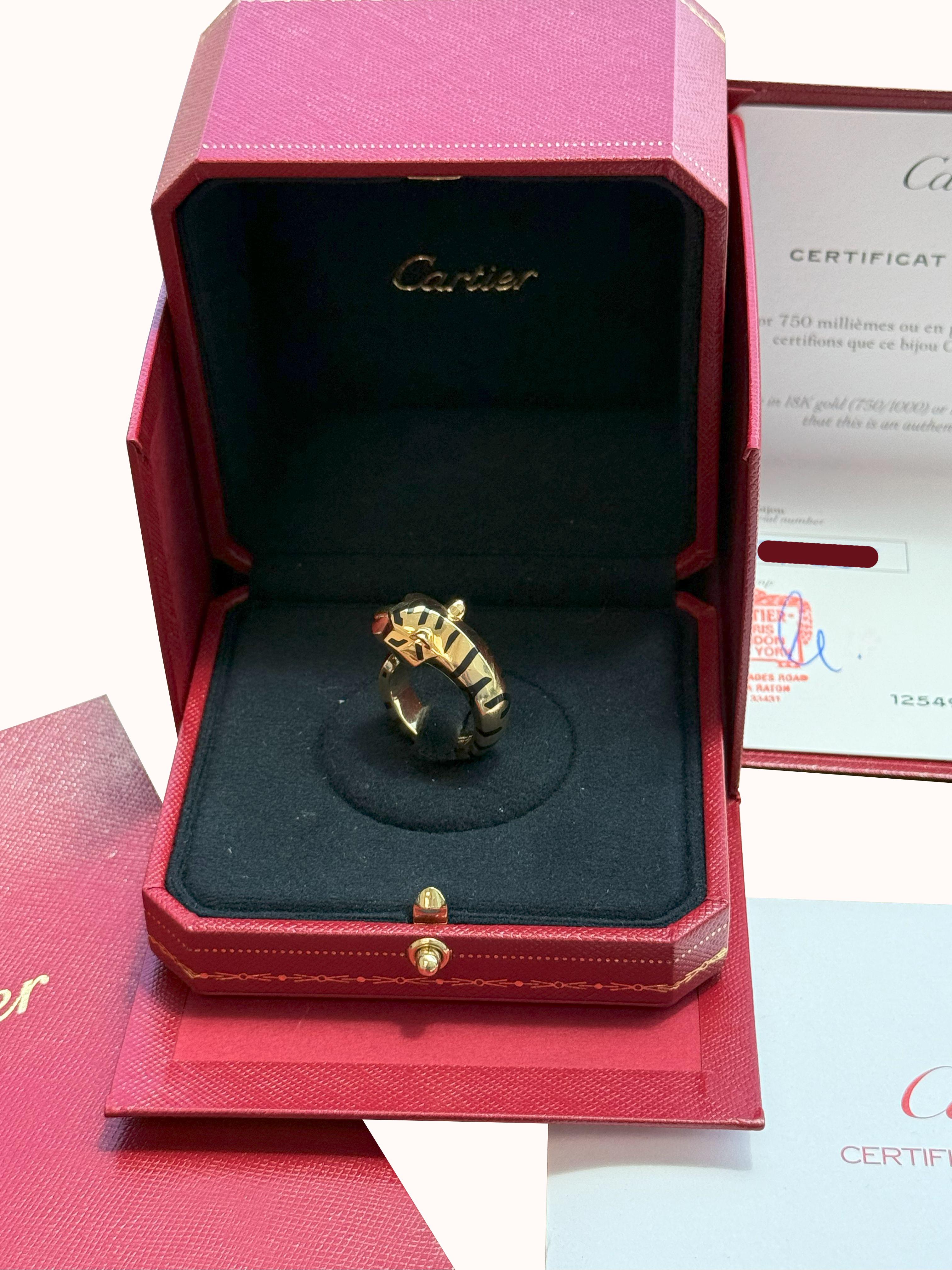 Cartier Panthère de Cartier Tsavorite Garnets Onyx Ring Yellow Gold For Sale 7