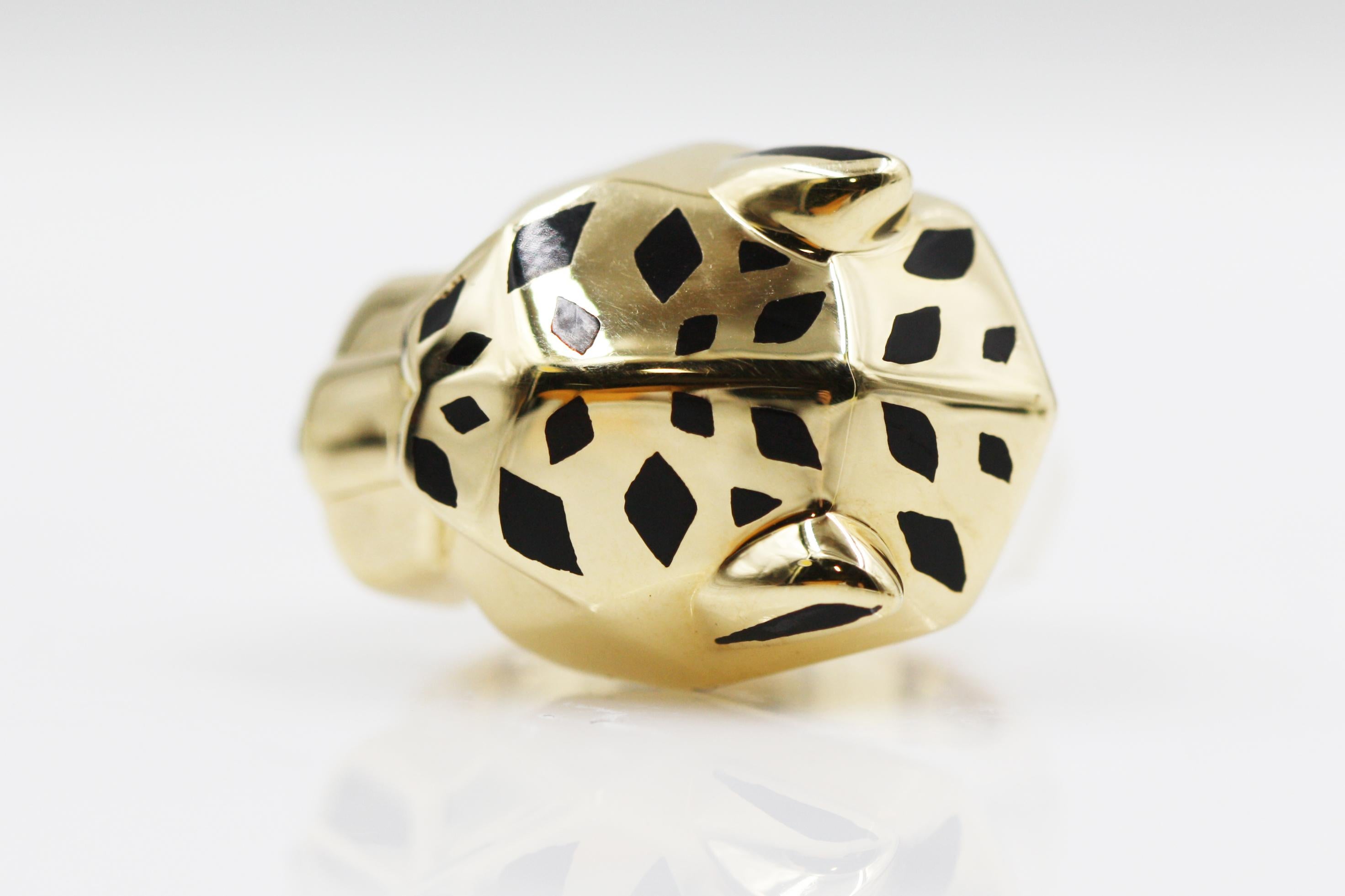 Cartier Panthère de Ring 18 Karat Yellow Gold, Lacquer, Tsavorite Garnet, Onyx In Excellent Condition For Sale In New York, NY