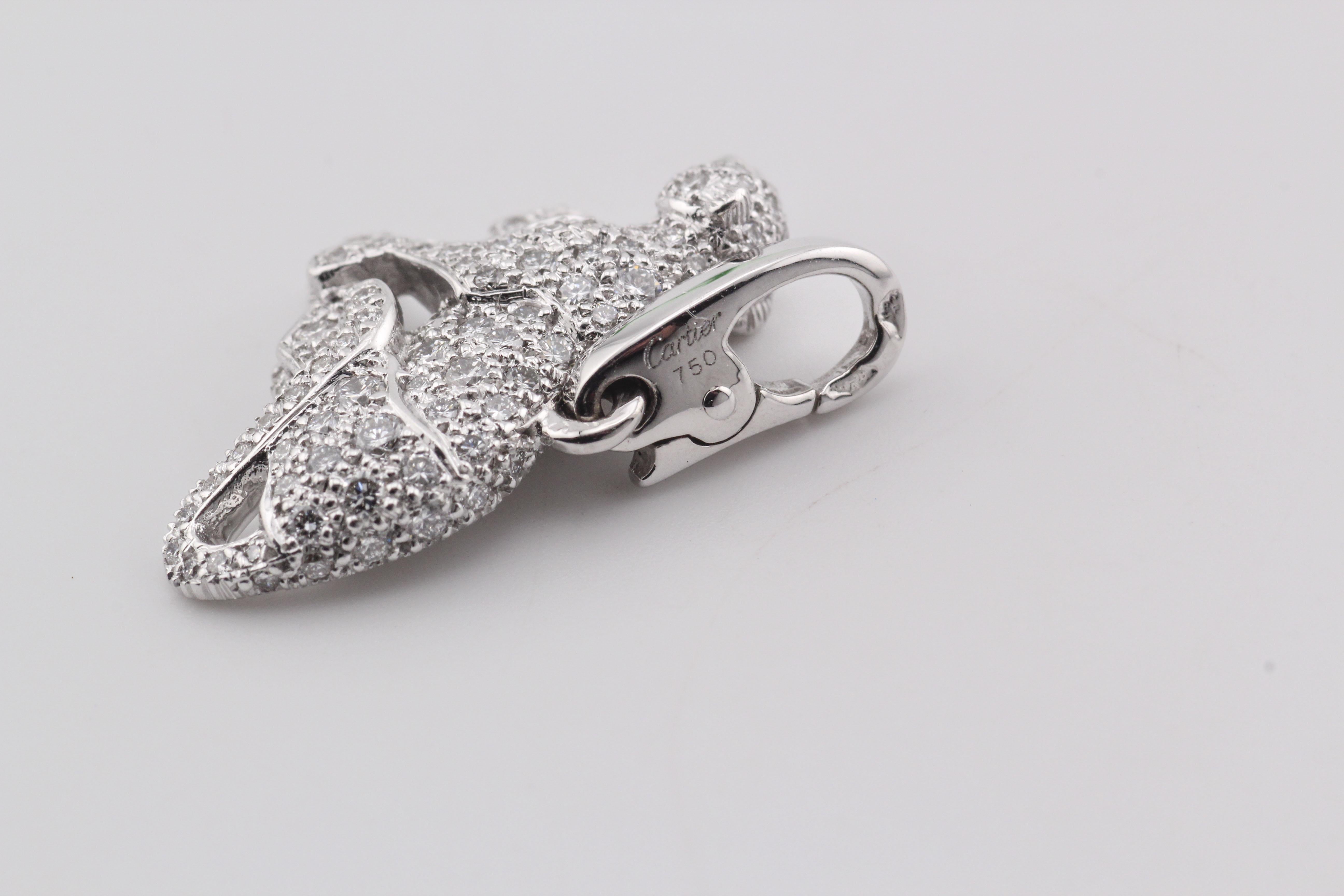 Ciondolo charme Cartier Panthere Diamond in oro bianco 18 carati In condizioni ottime in vendita a Simpsonville, SC
