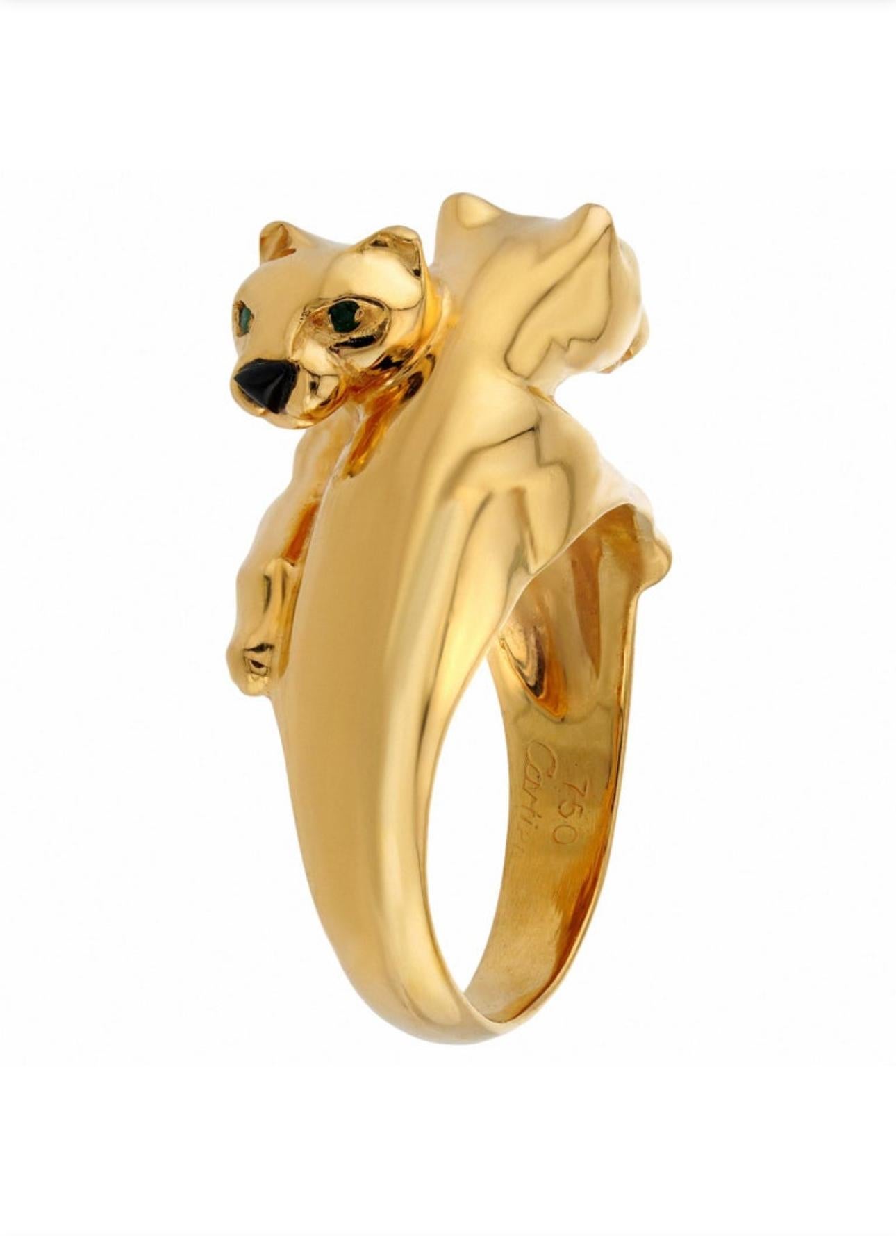 Taille ronde Bague en or jaune Cartier Panthère à double tête en émeraude en vente