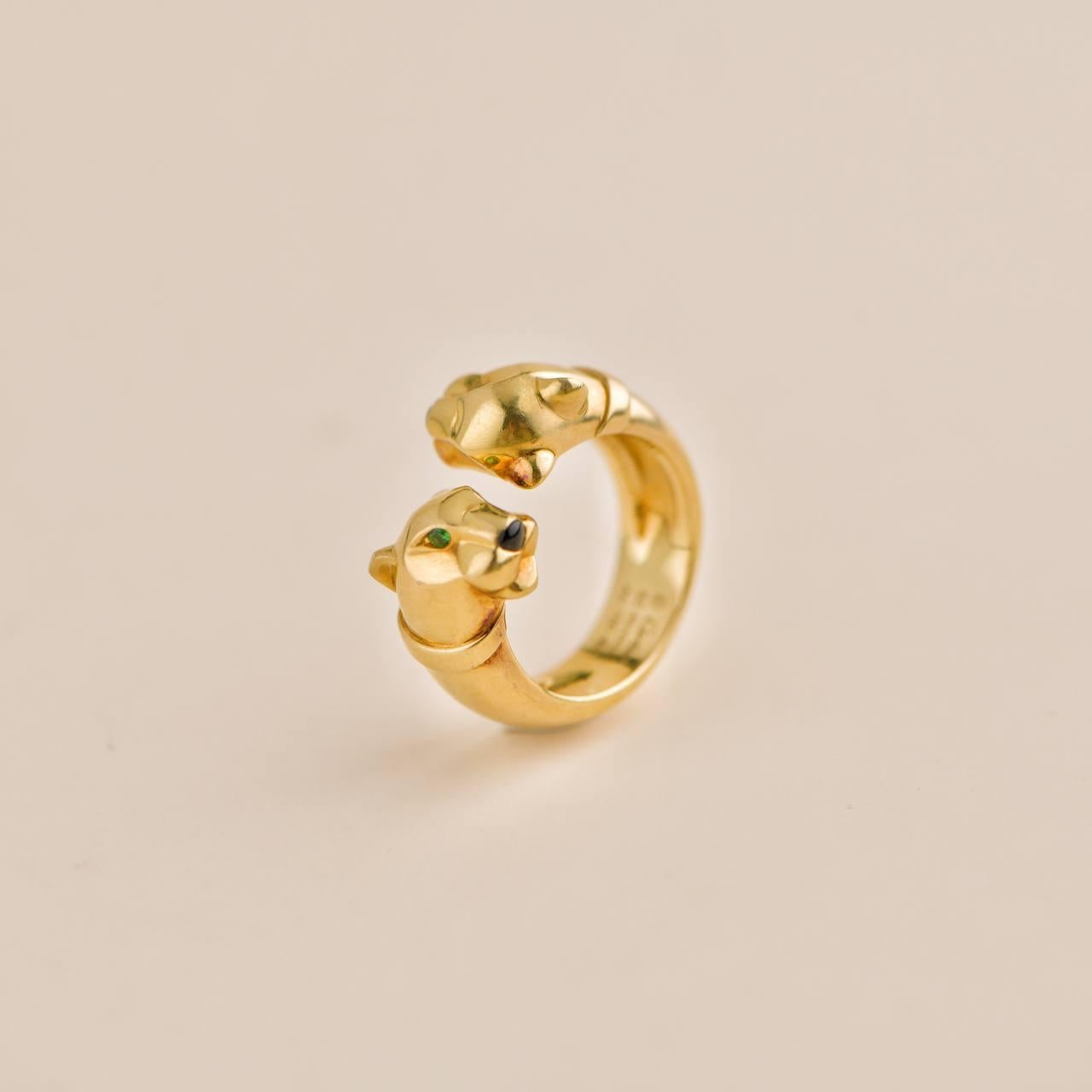 Women's or Men's Cartier Panthère Double Leopard Head Yellow Gold Ring Size 52 For Sale