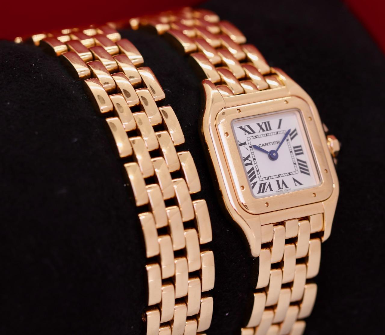 Cabochon Cartier Panthère Double Loop, 18 Karat Gold, Ladies Wrist Watch, Ref. WGPN0013