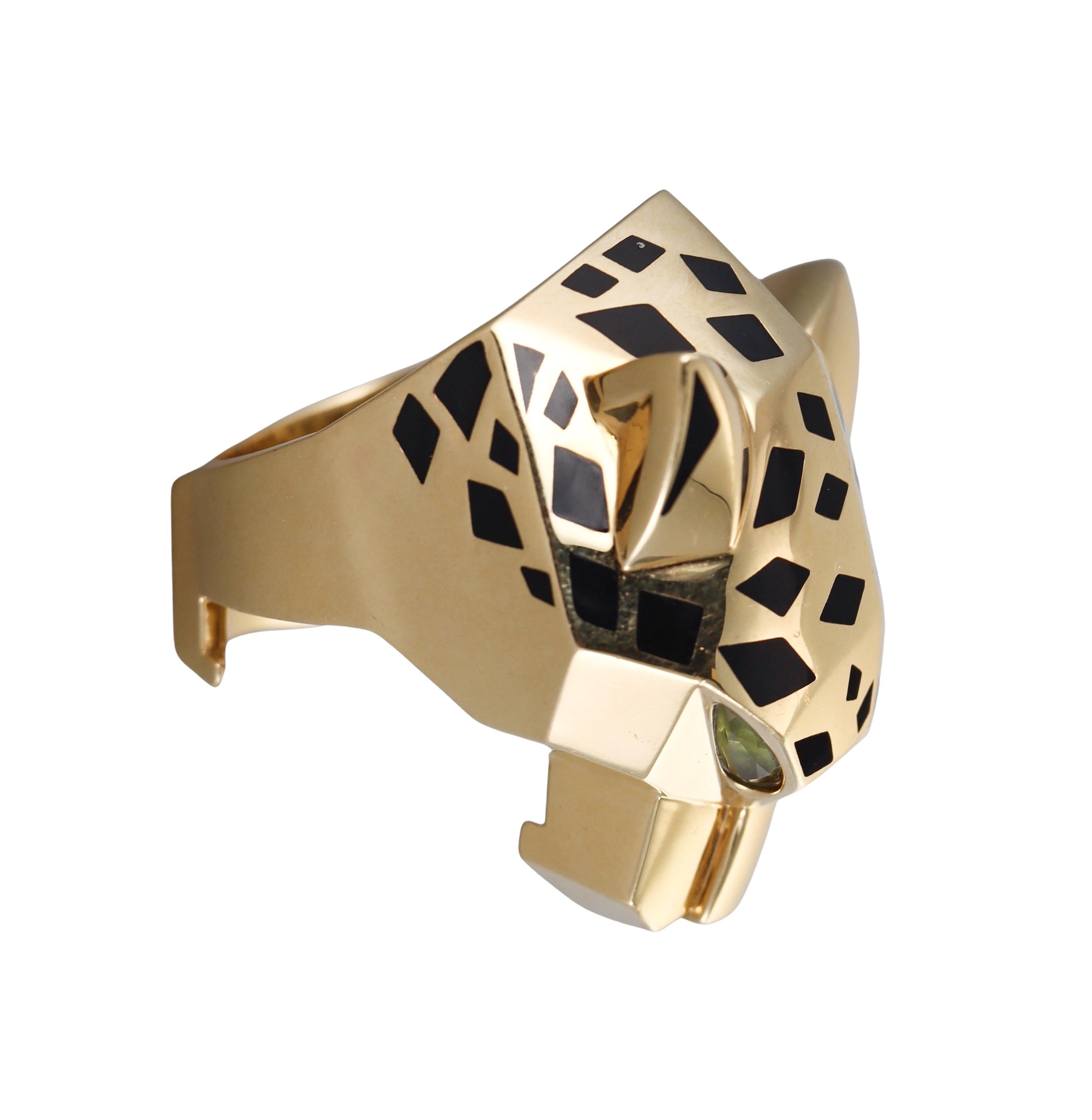Cartier Panthere Enamel Peridot Onyx Yellow Gold Ring For Sale 2