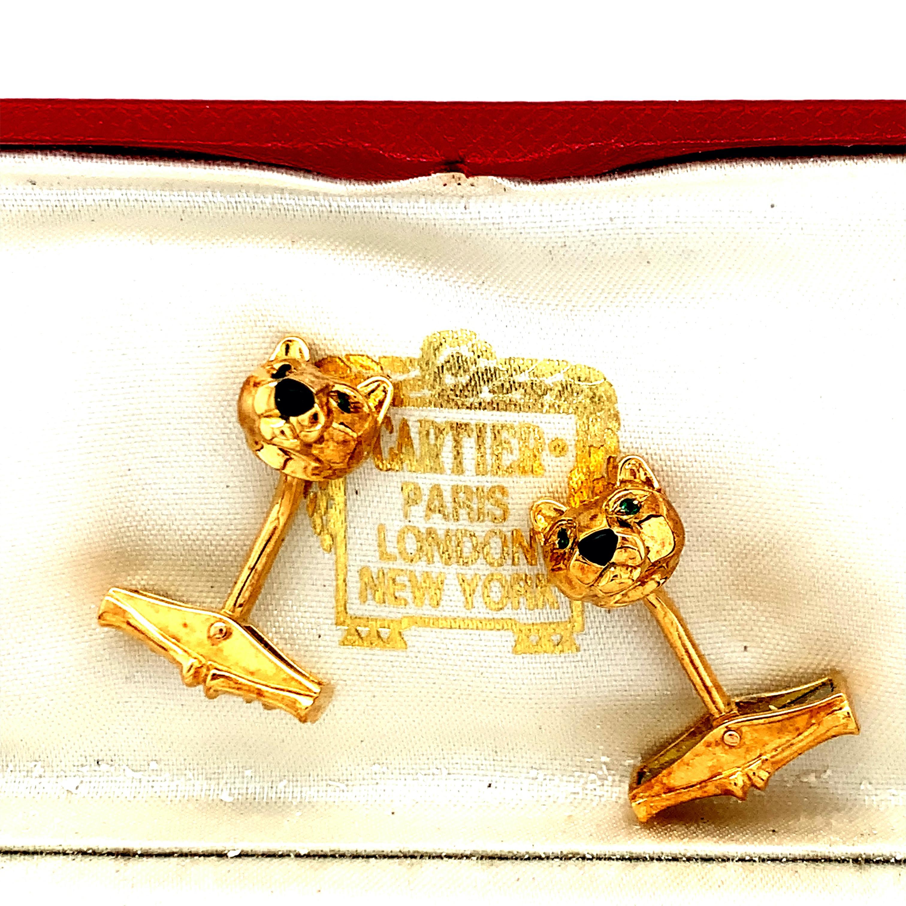 Boutons de manchette en or Cartier Panthére en vente 3