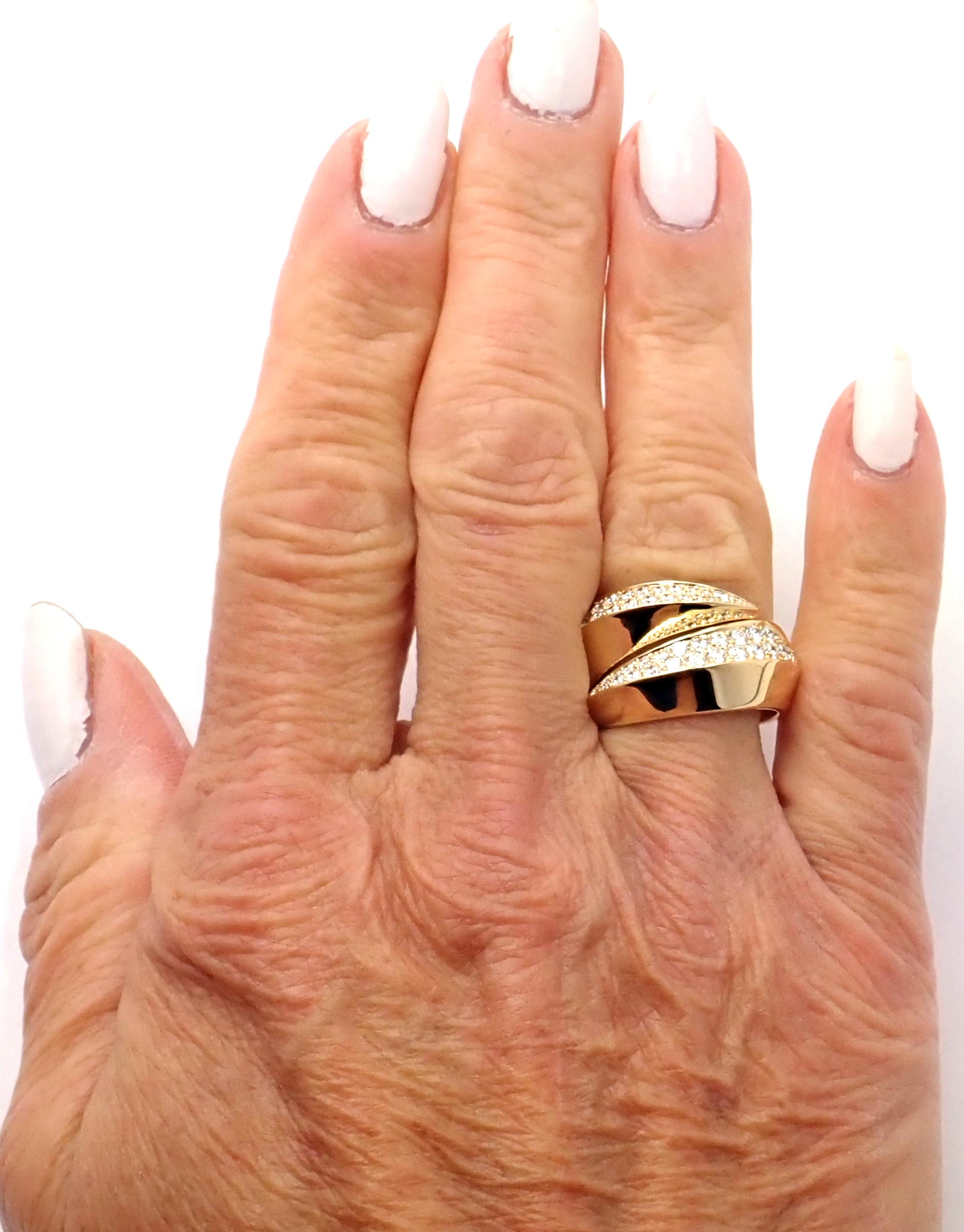 Cartier Panthere Gryph Diamond Yellow Gold Band Ring In Excellent Condition For Sale In Holland, PA