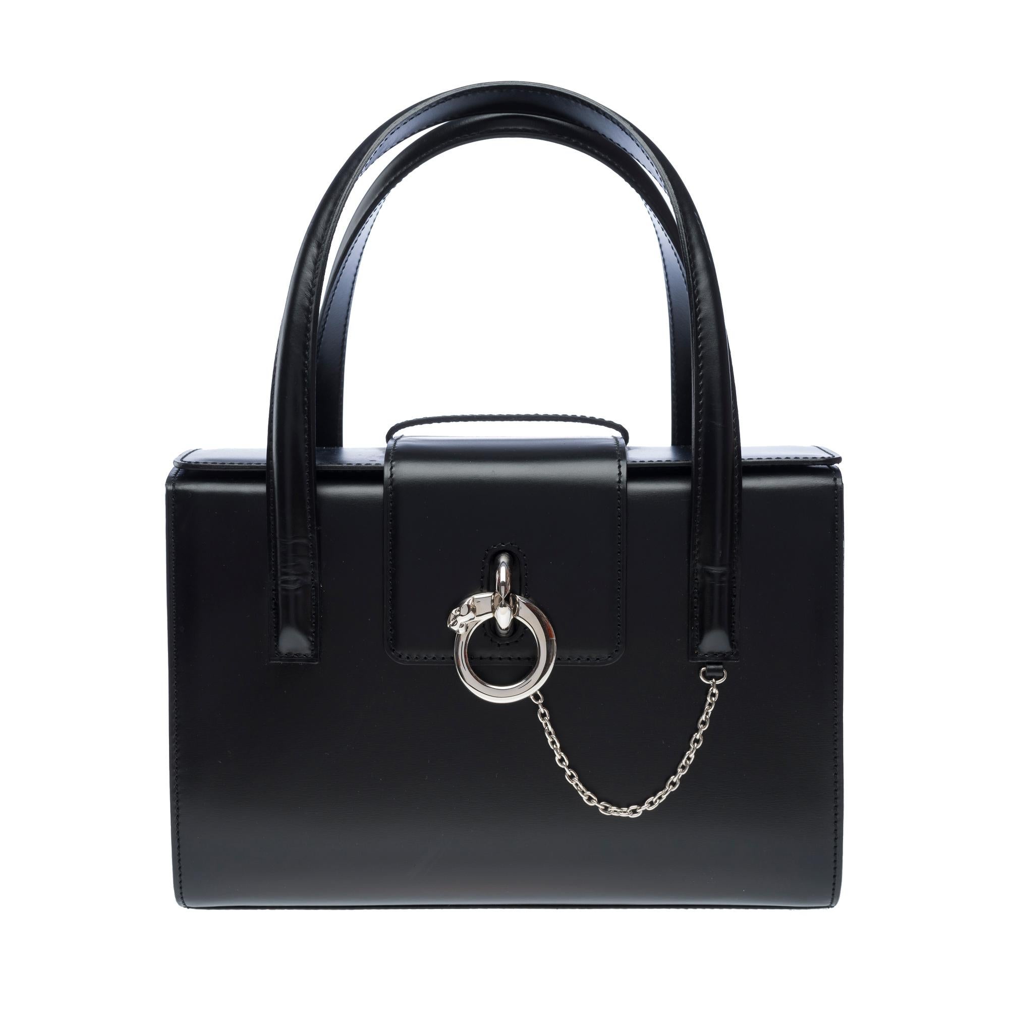 Lovely​ ​Cartier​ ​Panthère​ ​handbag​ ​in​ ​black​ ​leather,​ ​silver​ ​metal​ ​trim,​ ​double​ ​black​ ​leather​ ​handles​ ​for​ ​hand​ ​or​ ​shoulder​ ​carry

Flap​ ​closure
Beige​ ​canvas​ ​interior​ ​lining​ ​with​ ​imitation​ ​panther​