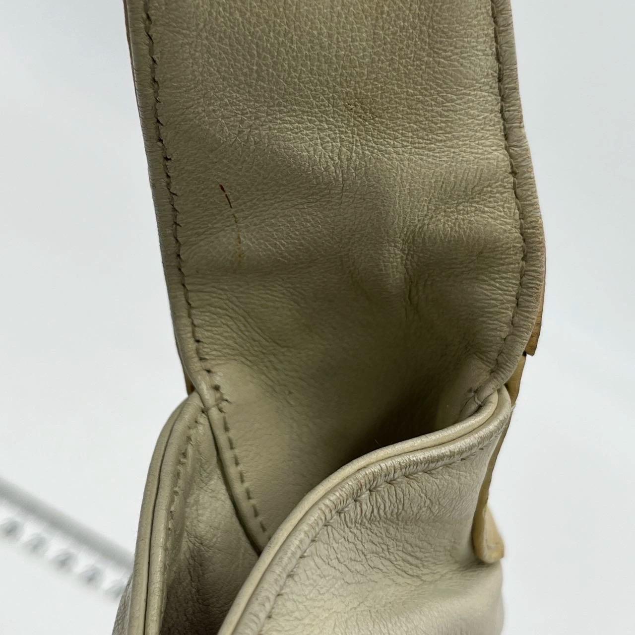Cartier Panthere Hobo Borsa a tracolla Crema Pelle Bianca Hardware Oro in vendita 13