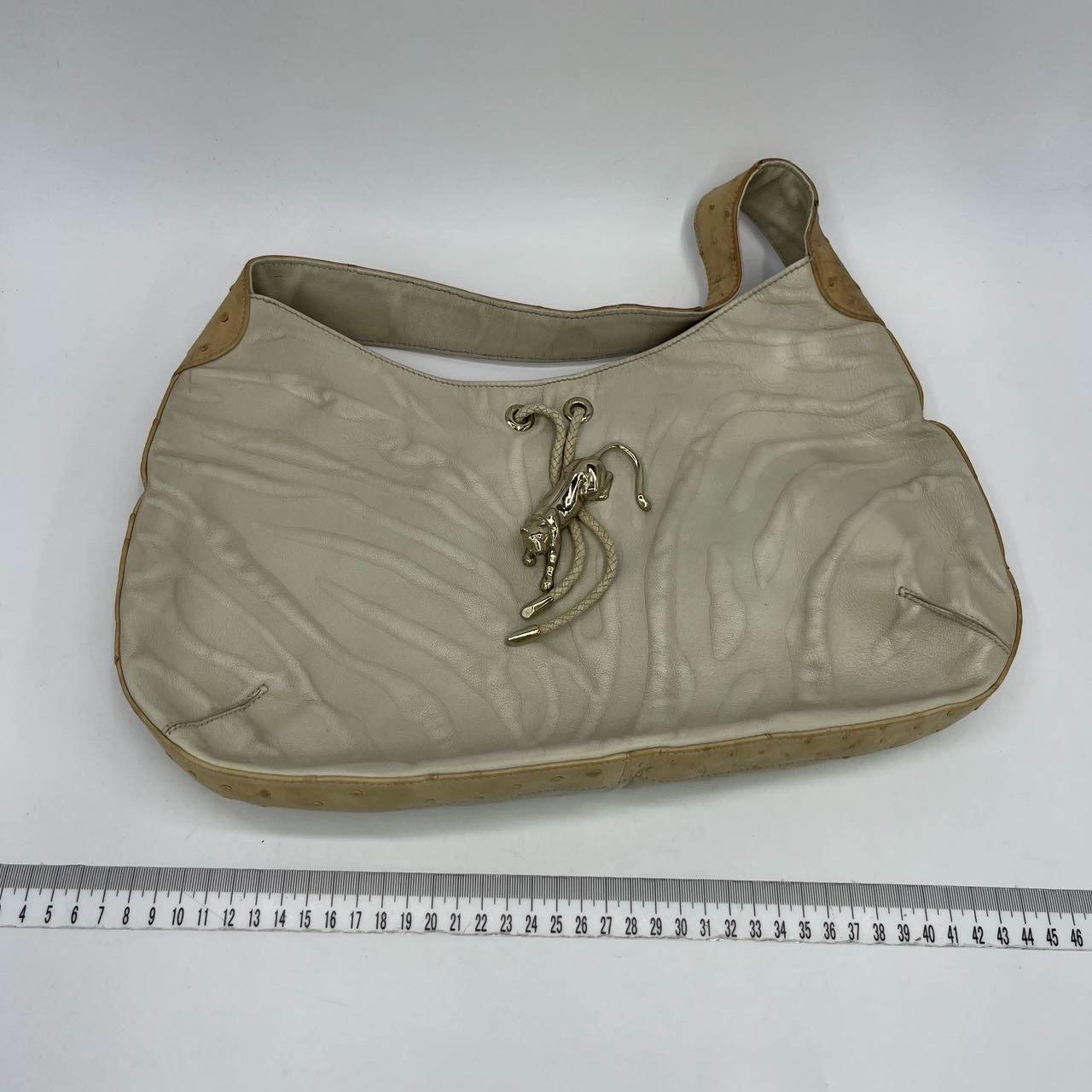 Cartier Panthere Hobo Borsa a tracolla Crema Pelle Bianca Hardware Oro in vendita 1