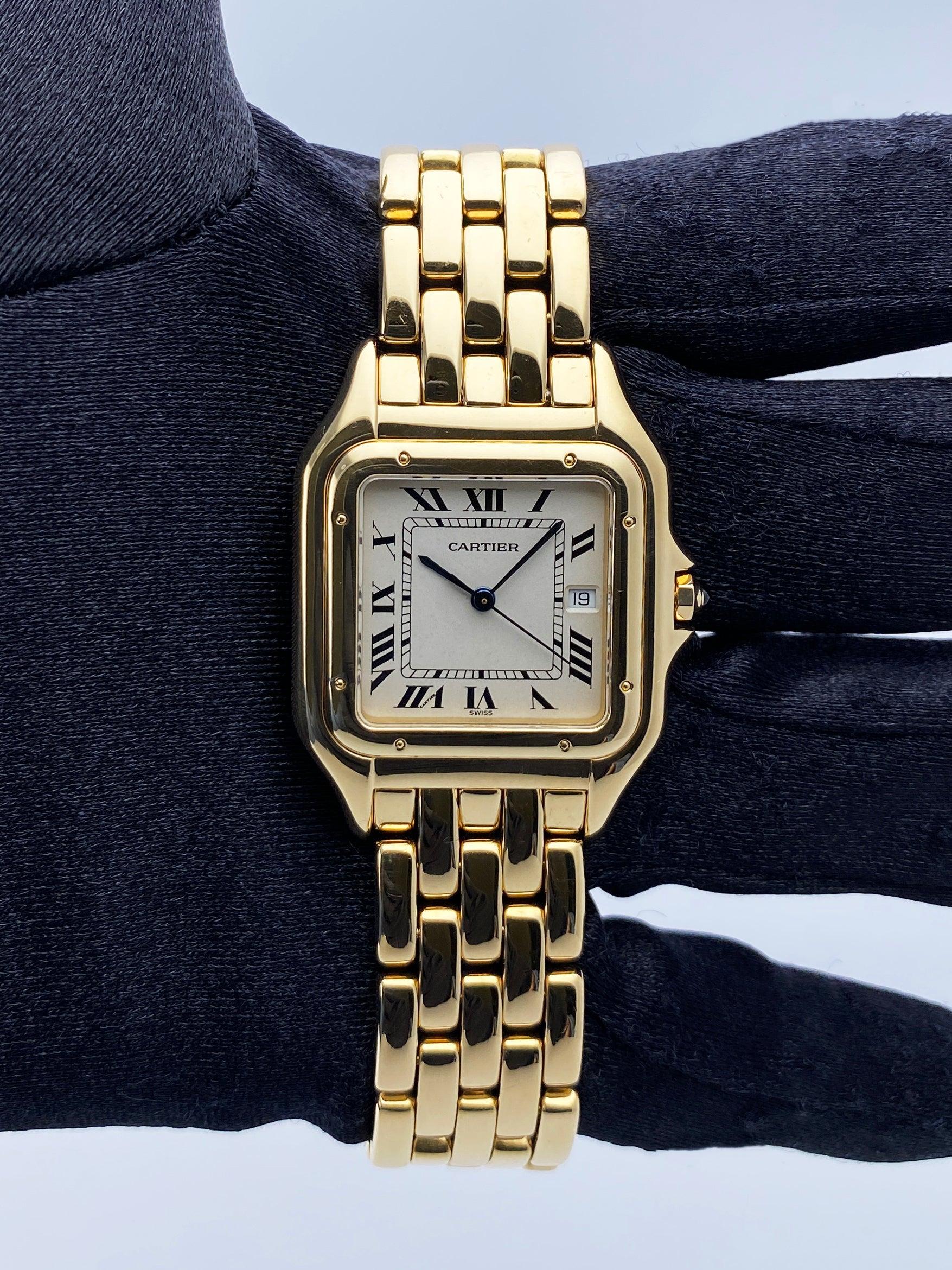 Cartier Panthere Jumbo Mens Watch. 31mm 18K yellow gold case with 18K yellow gold smooth bezel. Off-White dial with blue steel hands and black Roman numeral hour markers. Minute markers on the inner dial. Date display at the 3 o'clock position. 18k