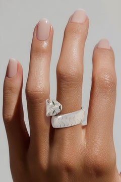 Cartier Panthere Lakarda Ring, Onyx, Tsavorite Garnet, and 18ct gold