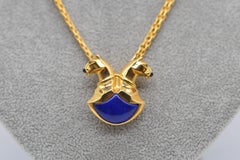 Cartier Collier et broche Panthre en lapis-lazuli, non porté