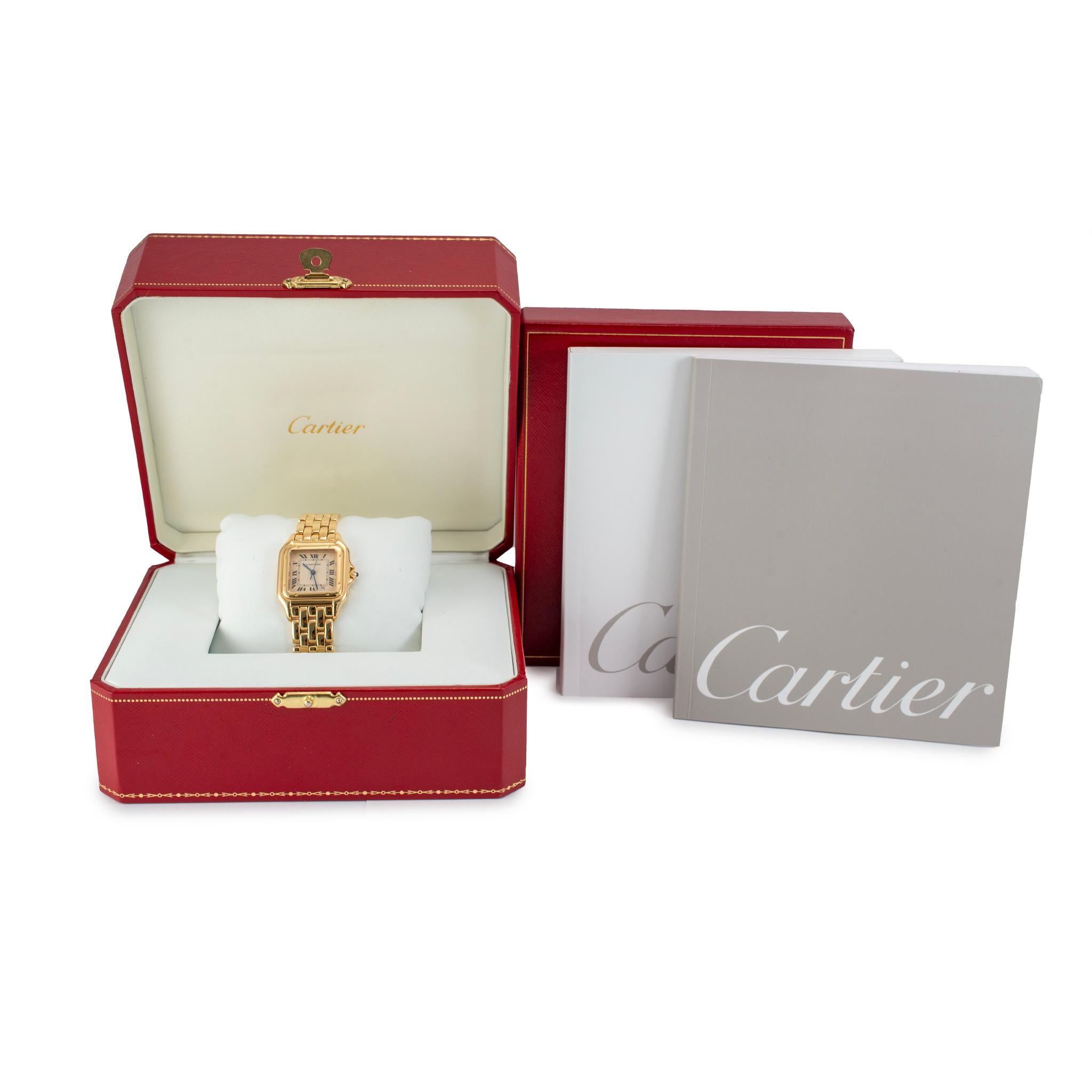 Cartier Panthere Medium Größe 27MM 8839 18K Gelbgold weiß römische Quarzuhr im Angebot 5