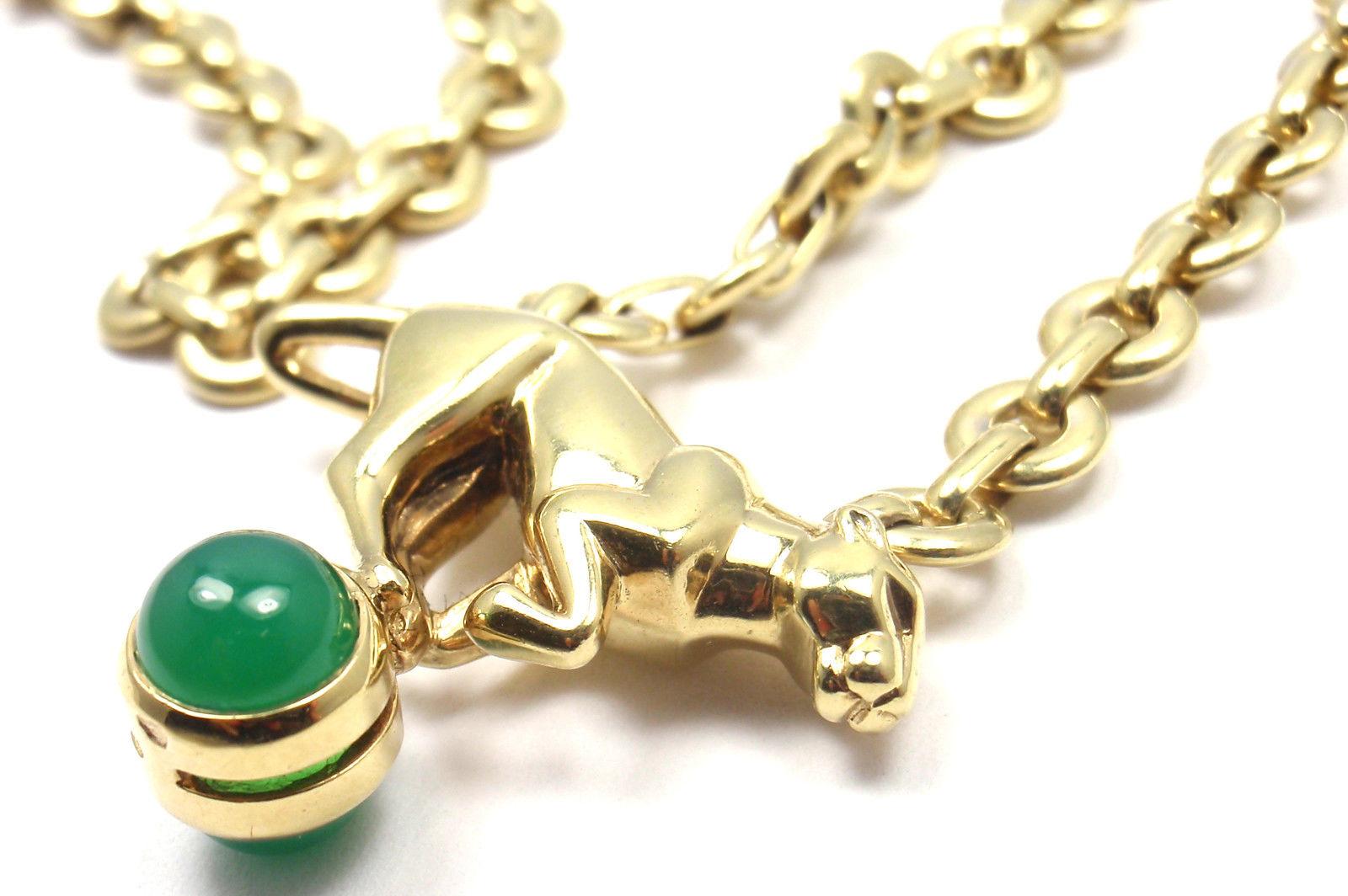 Cartier Panthere Panther Green Chalcedony Yellow Gold Necklace In Excellent Condition In Holland, PA