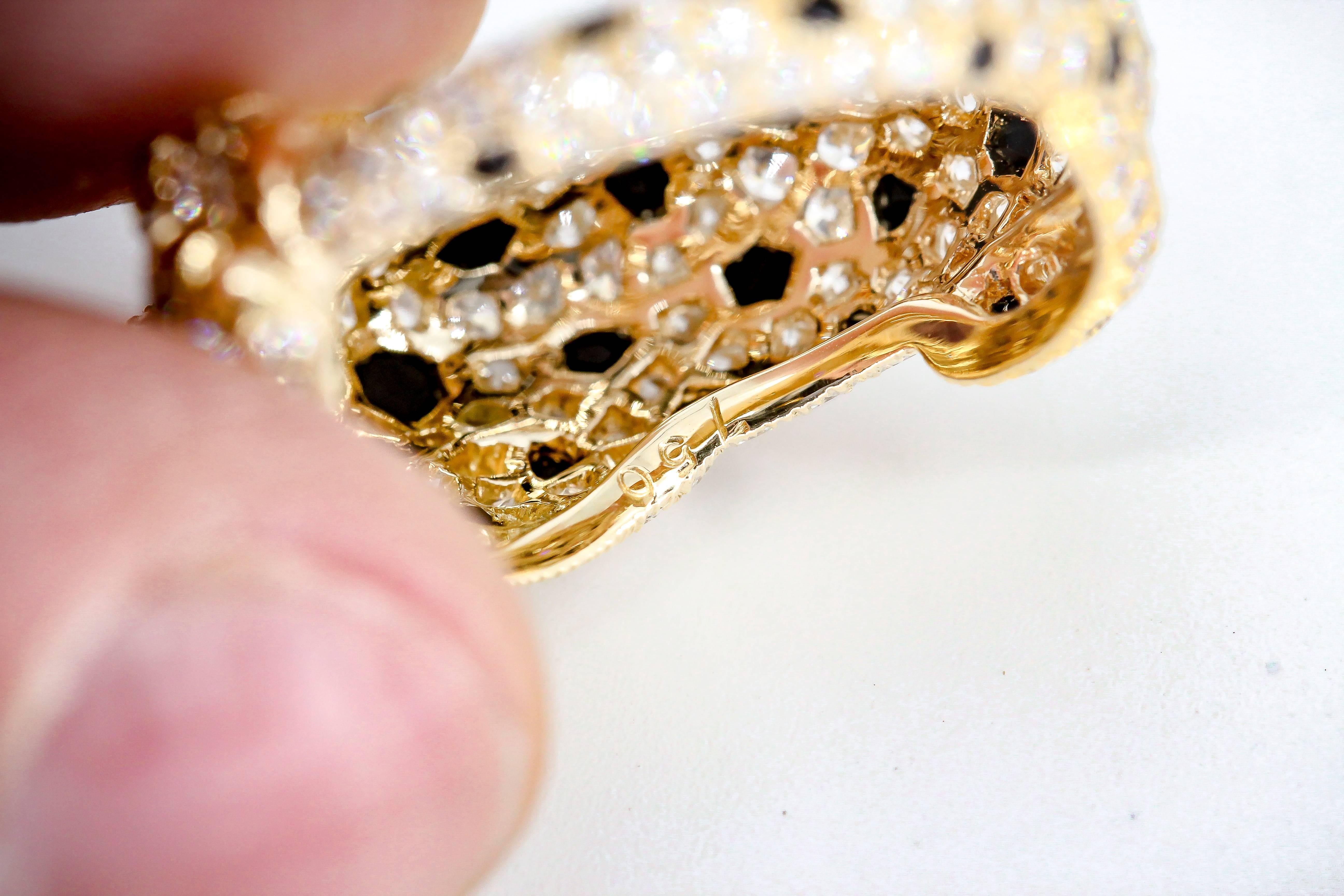 Cartier Panthere Rare Diamond Emerald, Onyx and Gold Ring 2