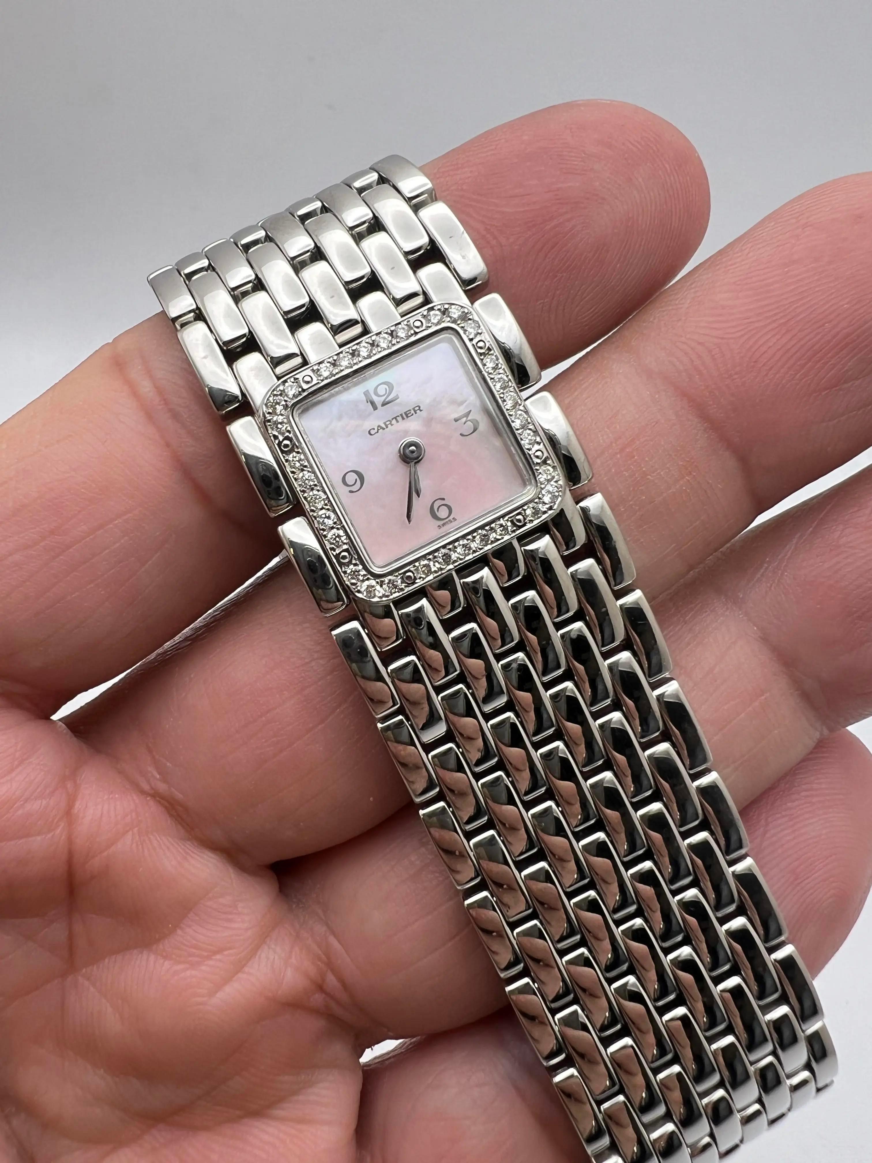 Taille ronde Cartier Panthere Ruban W61003T9 Cadran en nacre rose Lunette en diamant en vente
