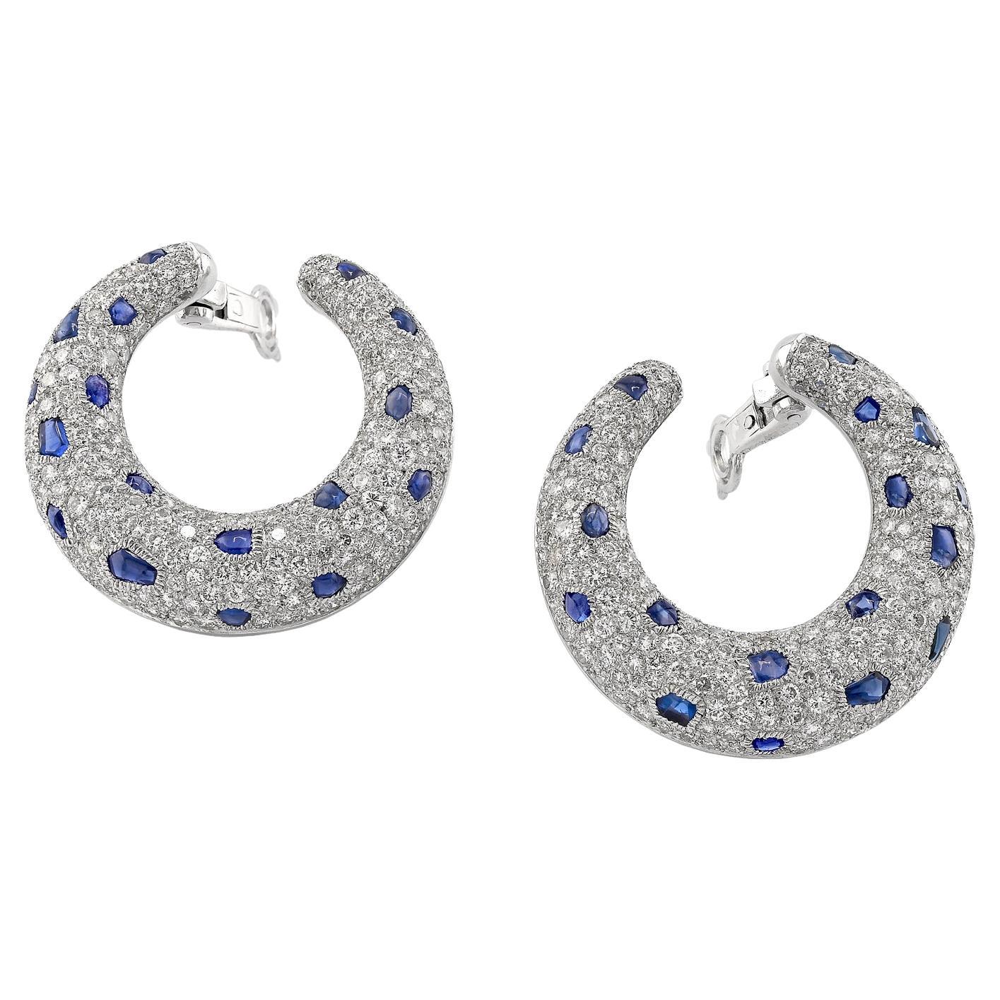Pendientes de zafiro y diamantes "Panthère" de Cartier, hacia 1980