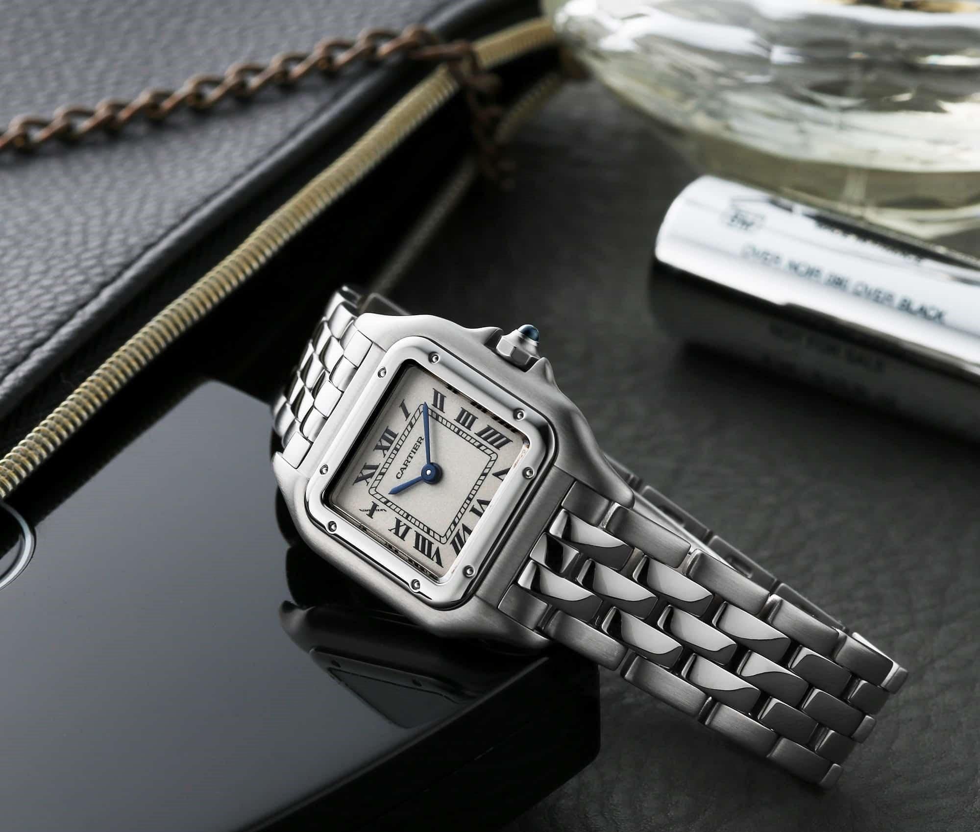 Unveil the essence of timeless elegance and unparalleled craftsmanship with this exquisite Cartier Panthère SM W25033P5 women's watch. A testament to Cartier's legacy of luxury watchmaking, this second-hand treasure combines classic style with