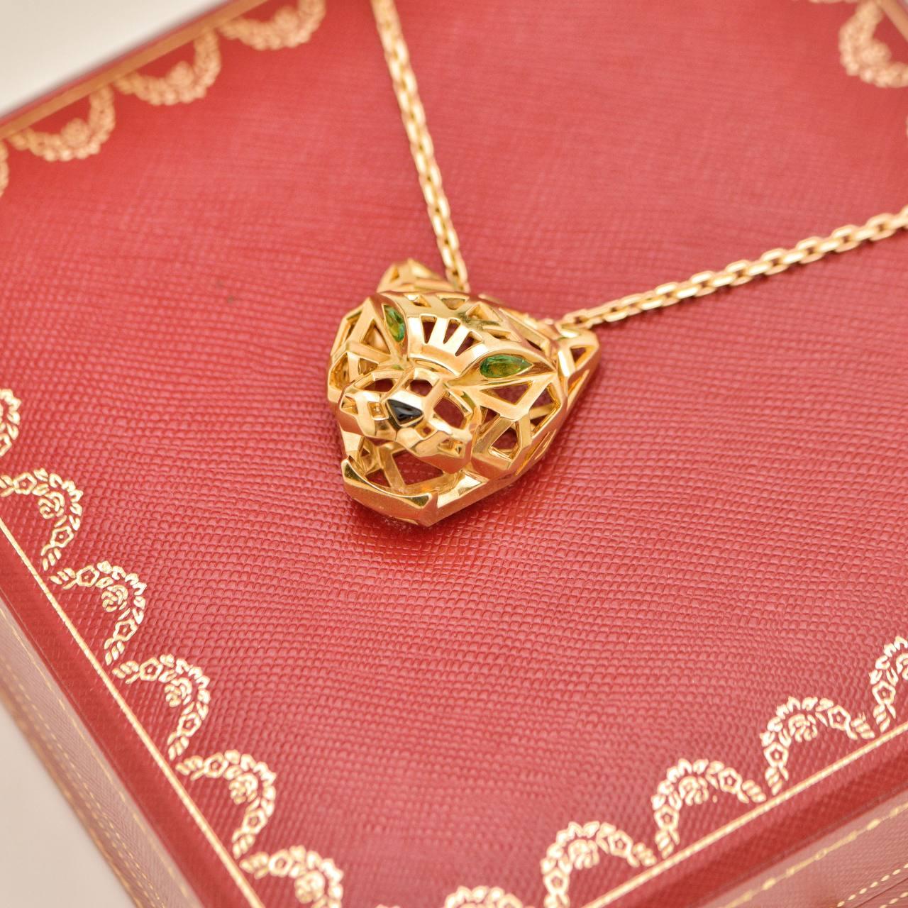 Collar Cartier Panthère Tsavorita Ónice Oro Amarillo 18K en Excelente estado para la venta en Banbury, GB