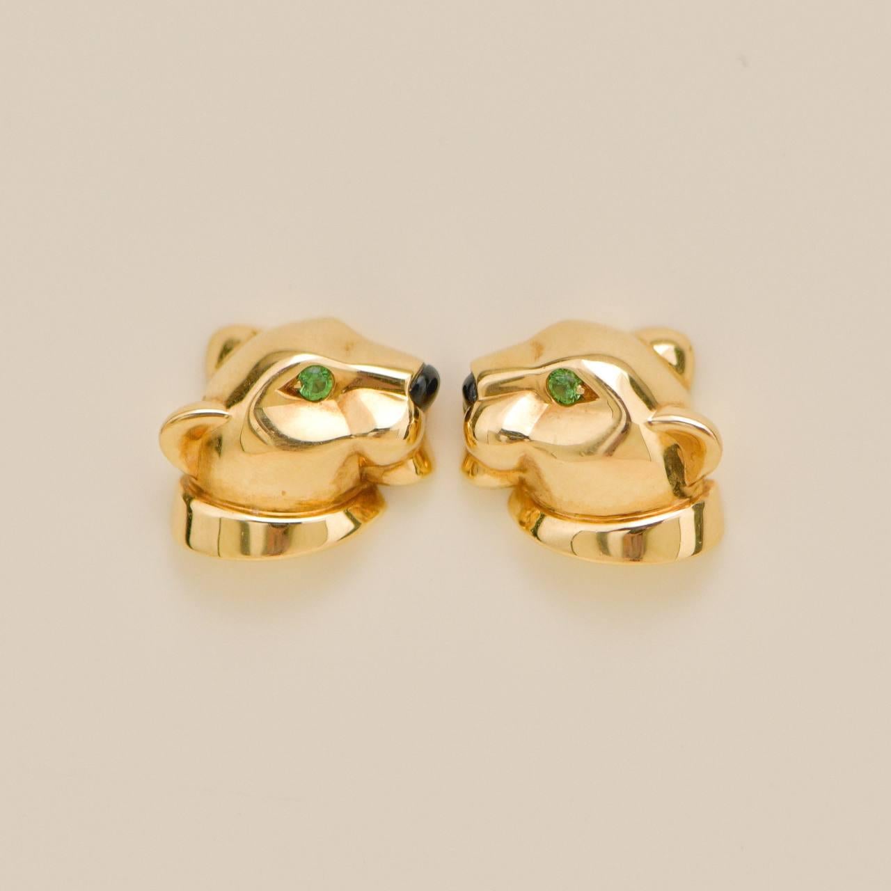 Cartier Panthère Tsavorite Onyx 18K Yellow Gold Stud Earrings in vendita 1