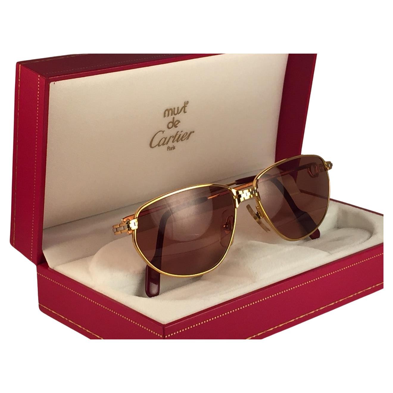 Cartier Panthere Windsor 55mm Cat Eye Sunglasses 18K Heavy Plated France For  Sale at 1stDibs