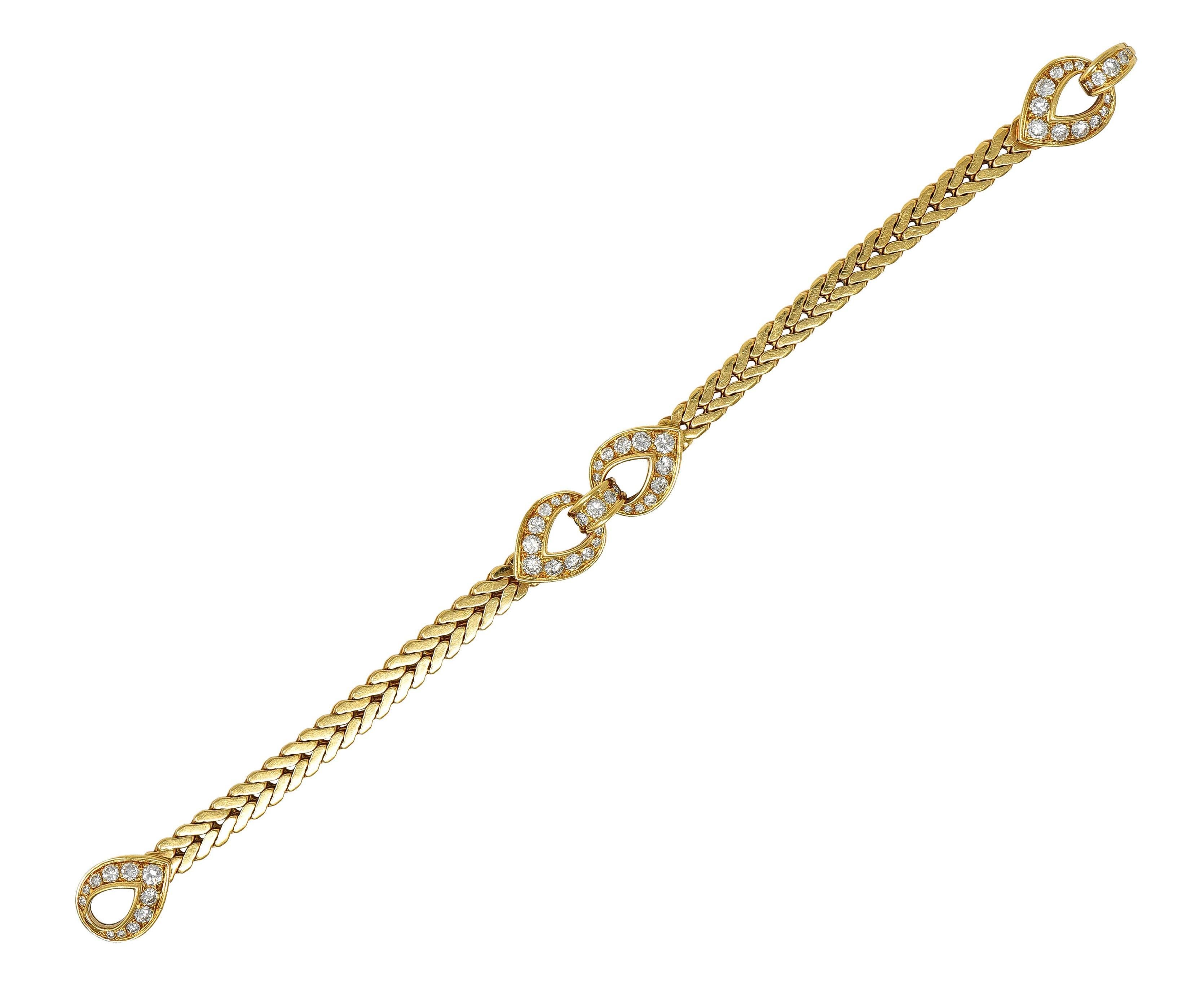 Brilliant Cut Cartier Paris 1.78 CTW Diamond 18 Karat Yellow Gold Vintage Agrafe Bracelet For Sale