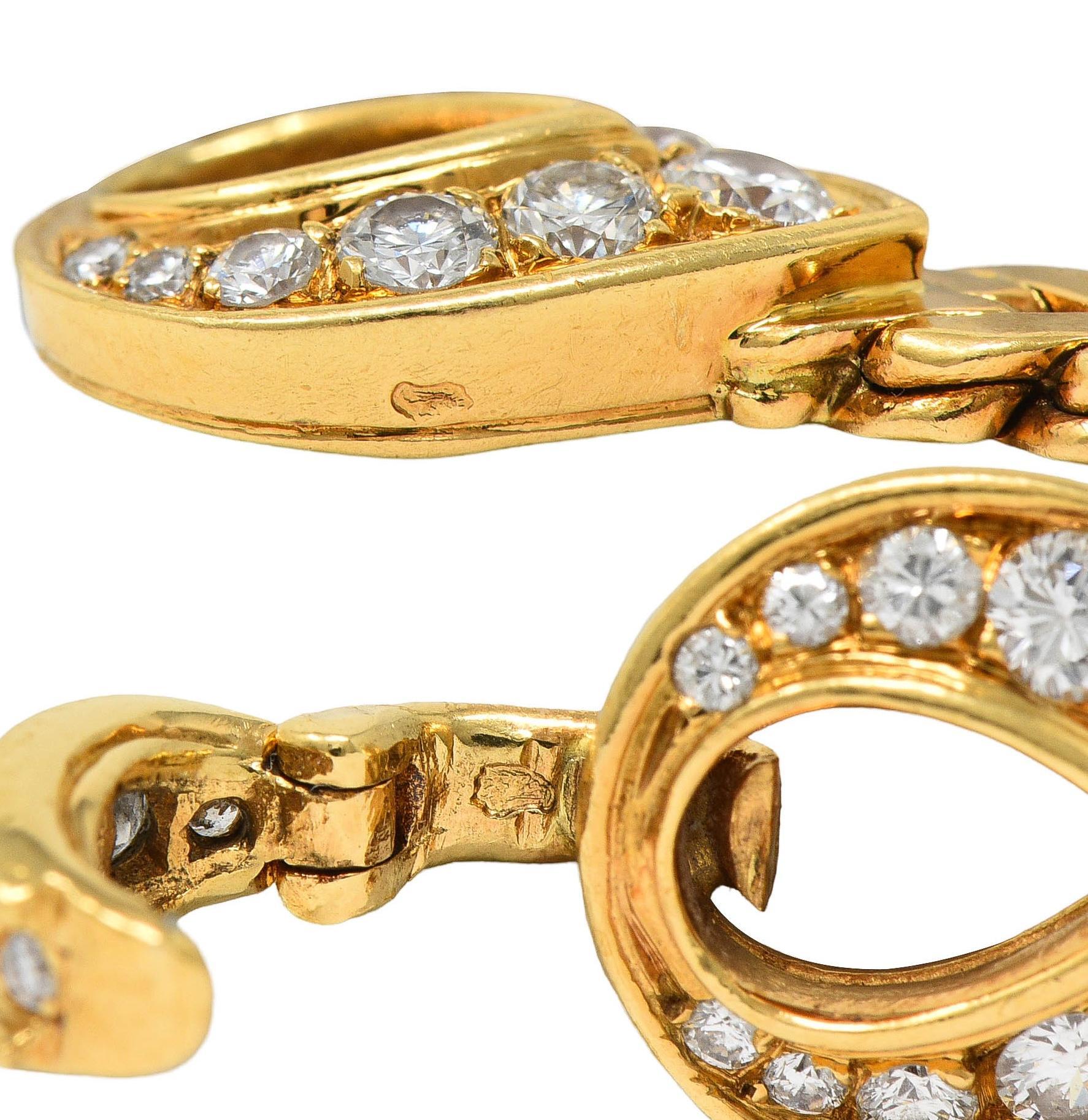 Cartier Paris 1.78 CTW Diamond 18 Karat Yellow Gold Vintage Agrafe Bracelet For Sale 2